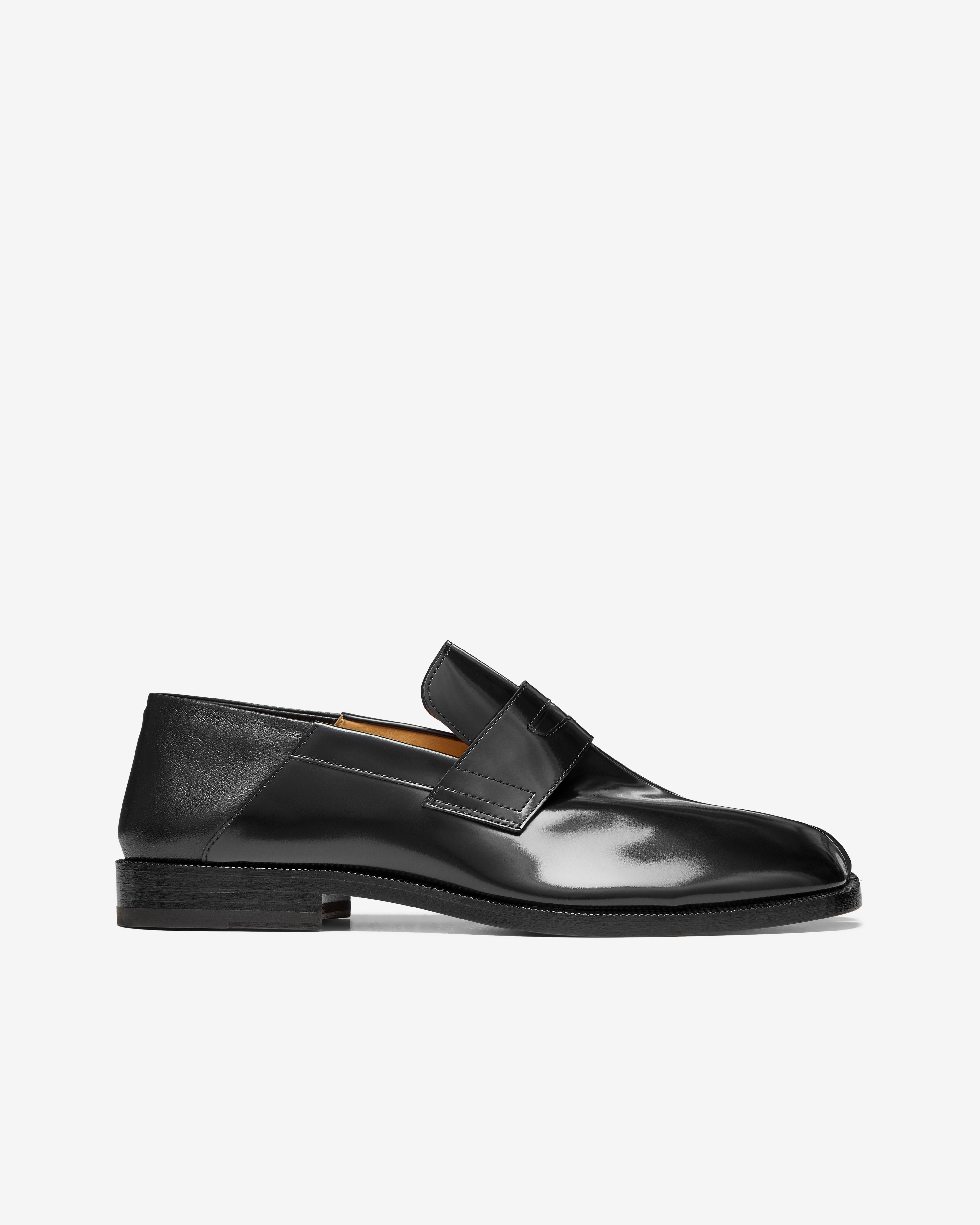 Maison Margiela: Men's Tabi Moccasin (Black) | DSMNY E-SHOP