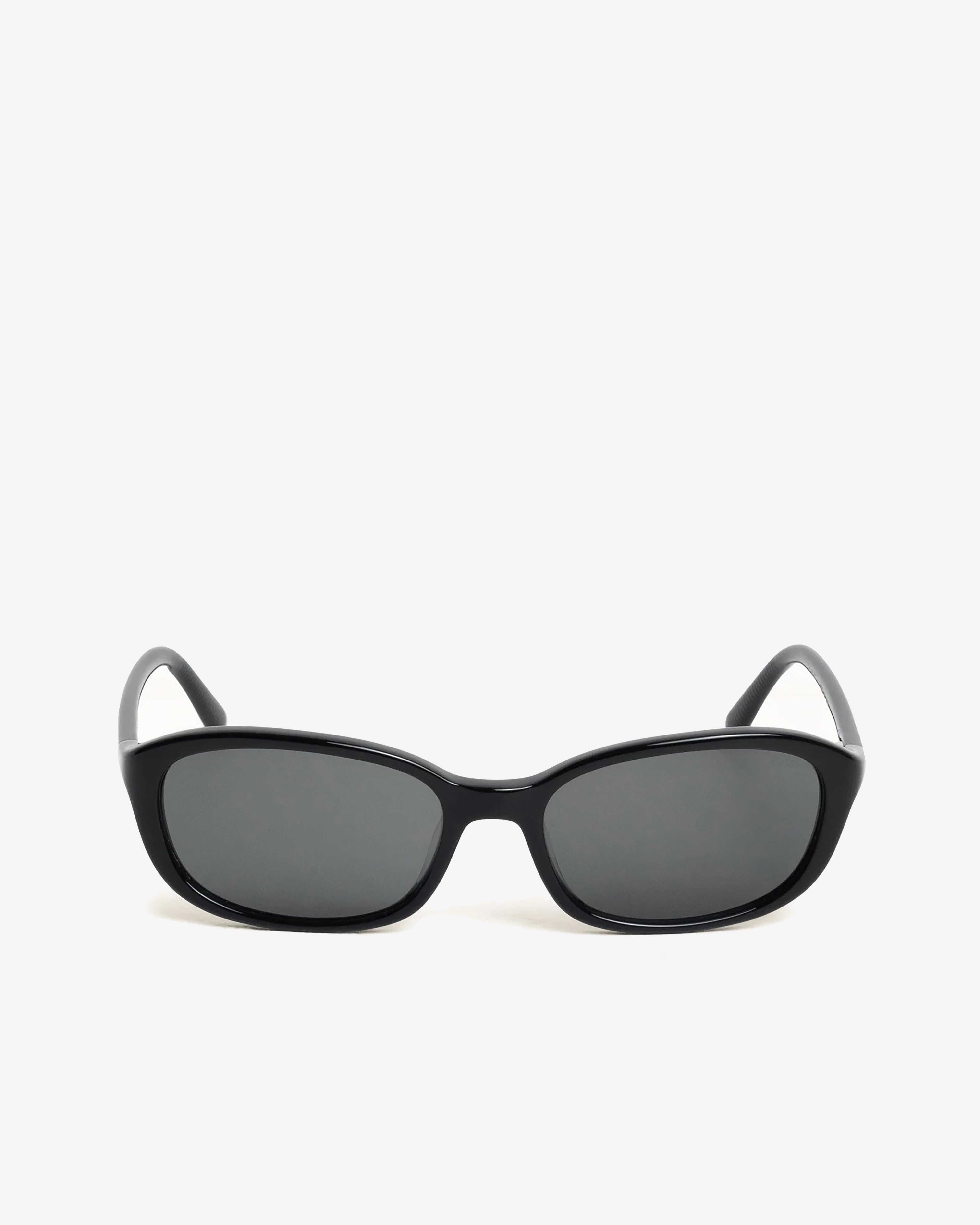 Stüssy: Eli Sunglasses (Black/Black Lens) | DSMNY E-SHOP