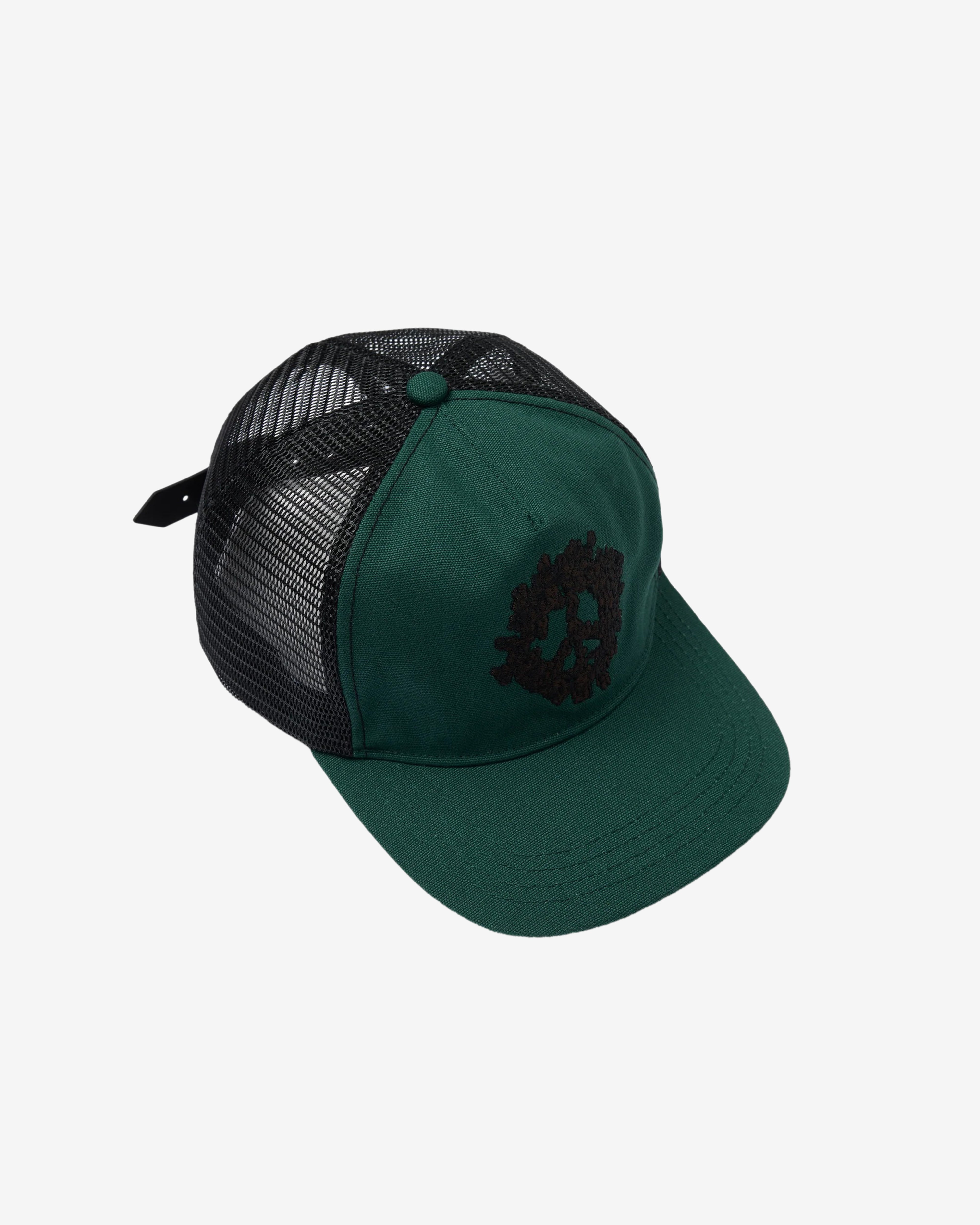 Denim Tears: Men's Peace Wreath Trucker Hat (Green) | DSMNY E-SHOP