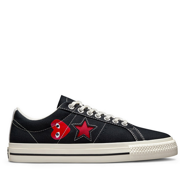 Play Converse - Red Heart One Star - (Black)