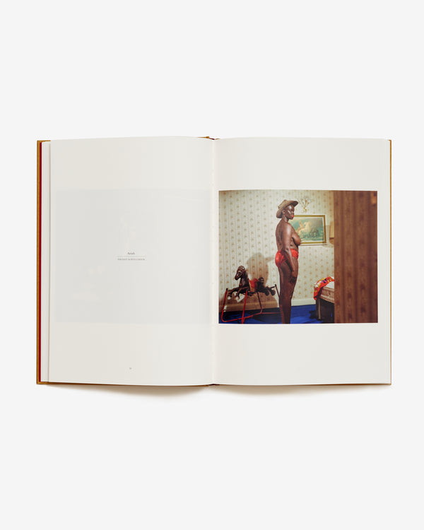 IDEA - Nadia Lee Cohen Women 6th Edition -  (Multi)