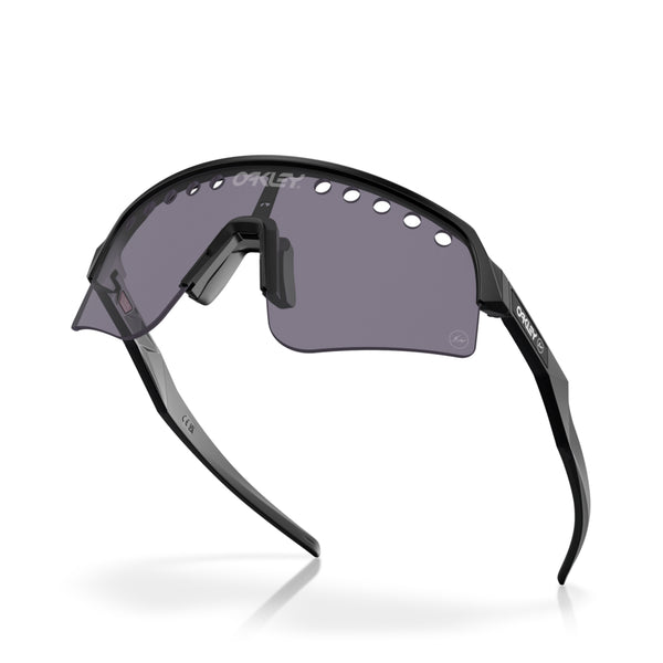 Oakley - Fragment Sutro Lite Sweep - (Black)