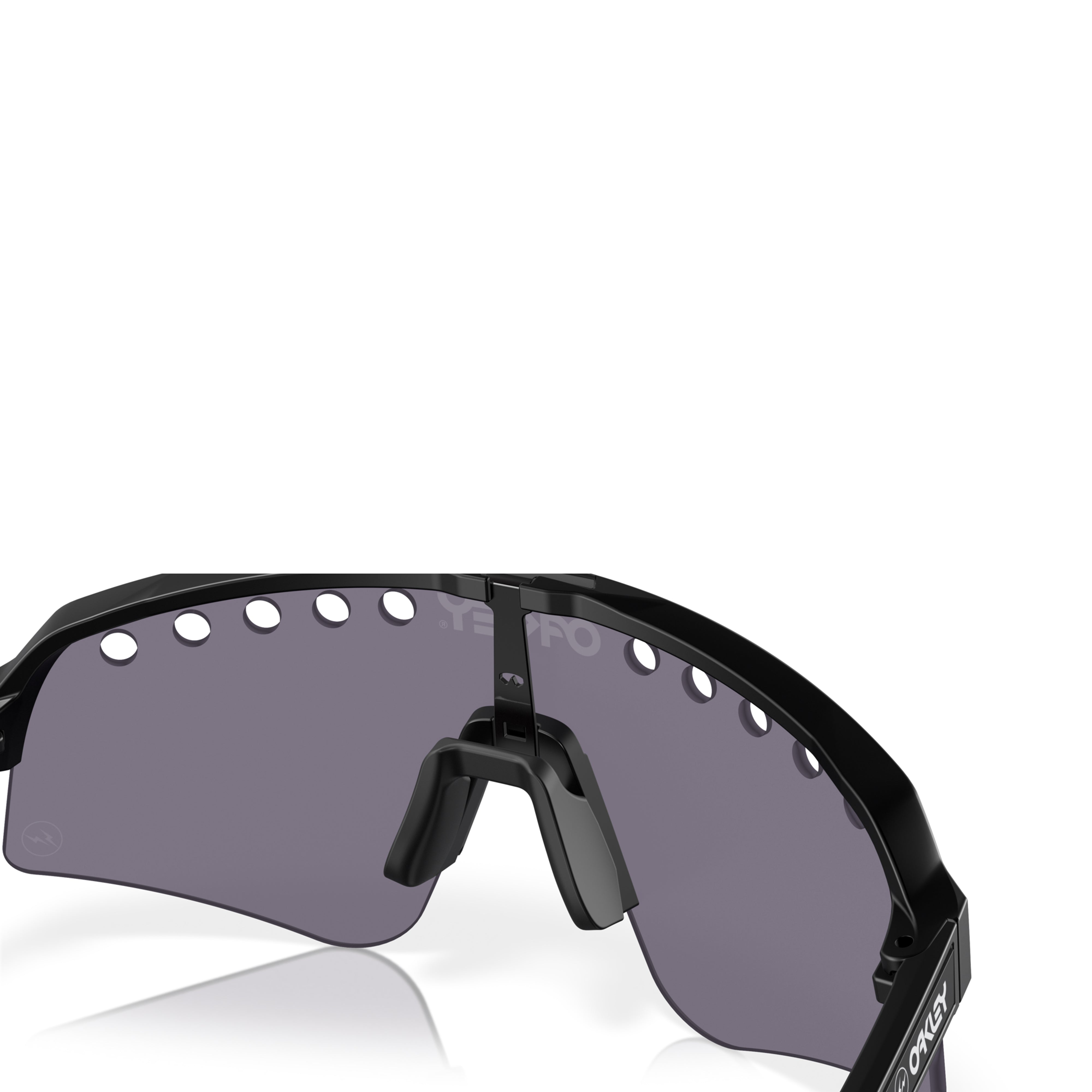 Oakley - Fragment Sutro Lite Sweep - (Black) – DSMNY E-SHOP