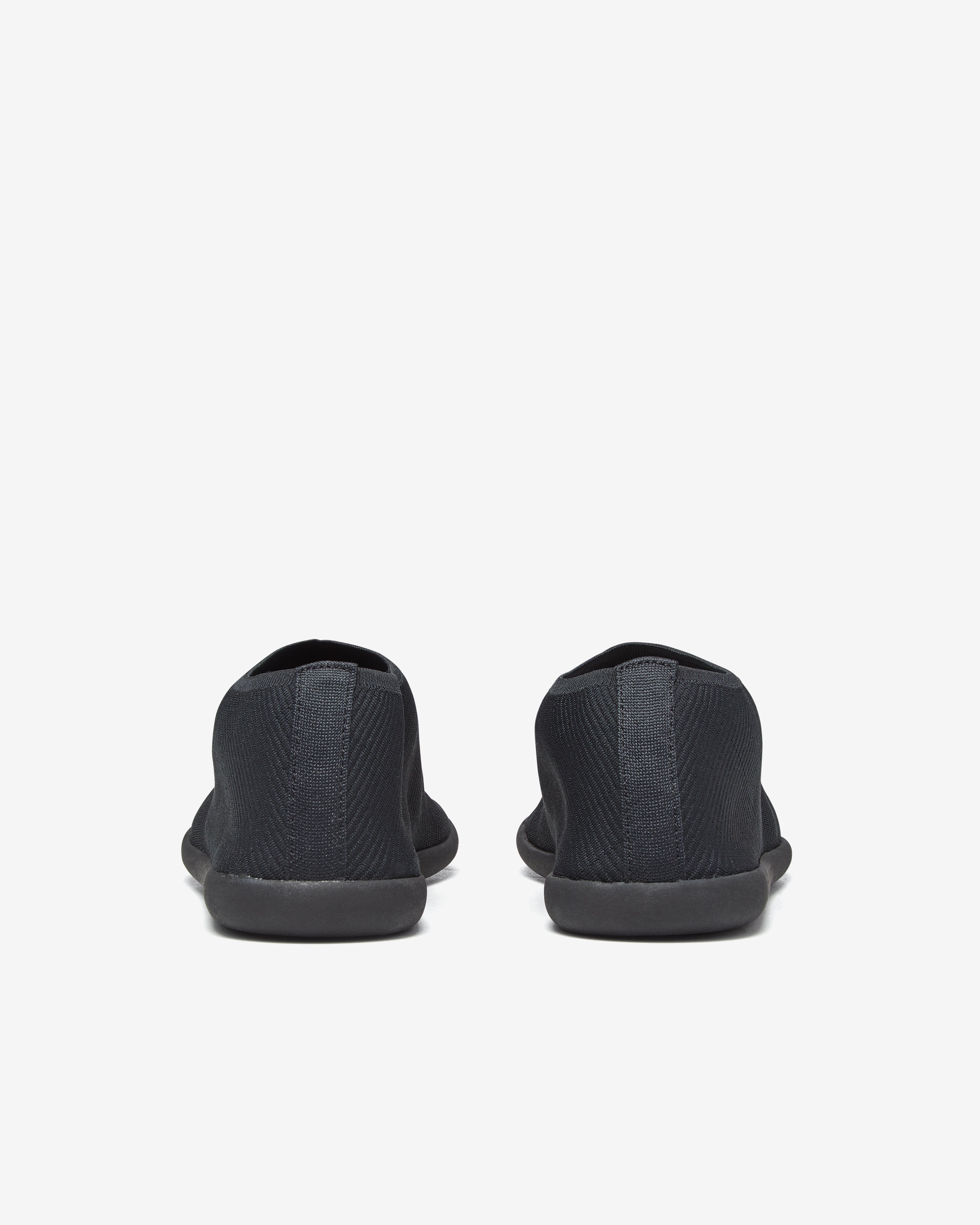 softromaine: Women's Soft Flat (Black) | DSMNY E-SHOP
