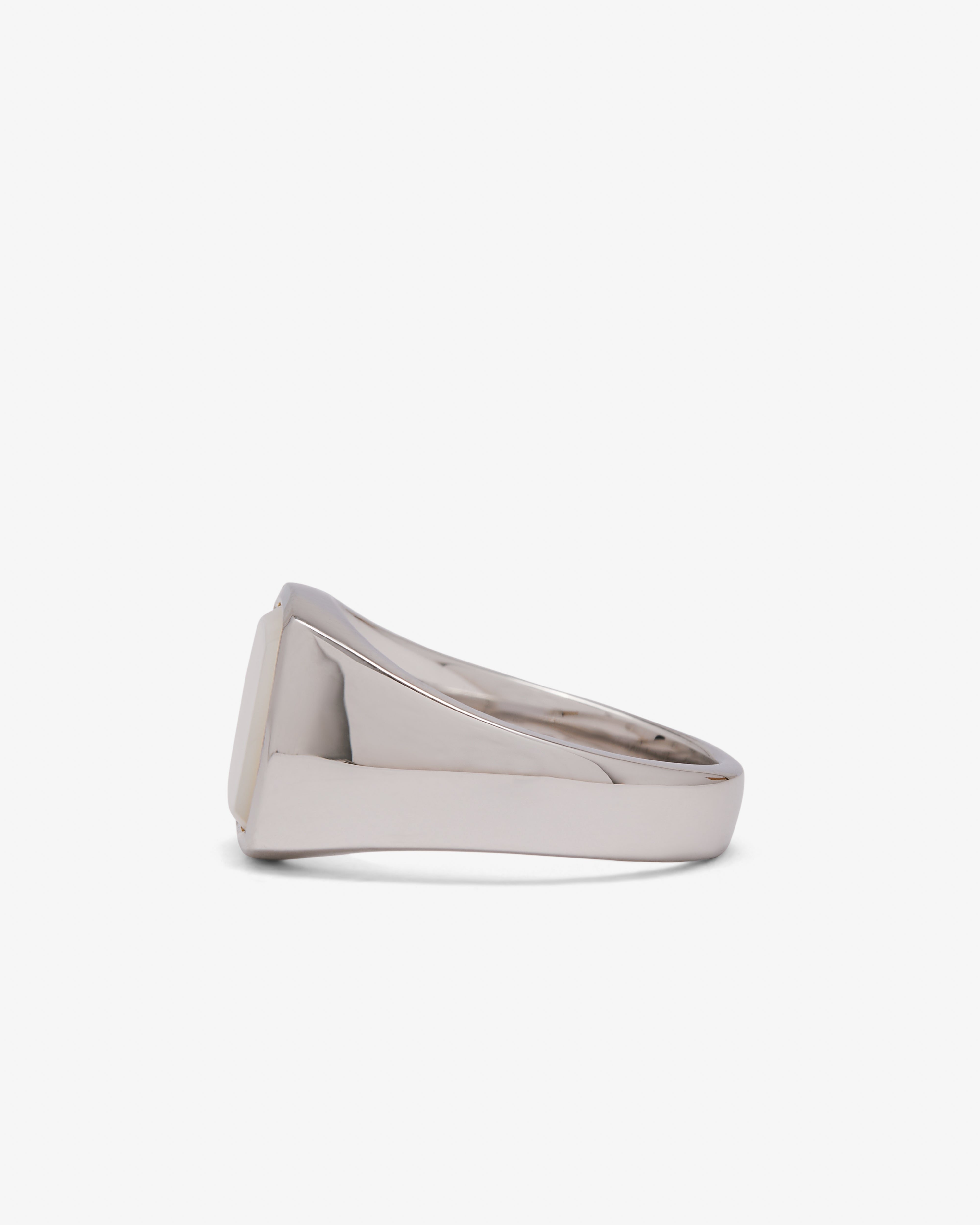Tom Wood: Kay Ring White Mother of Pearl (Sterling Silver) | DSMNY