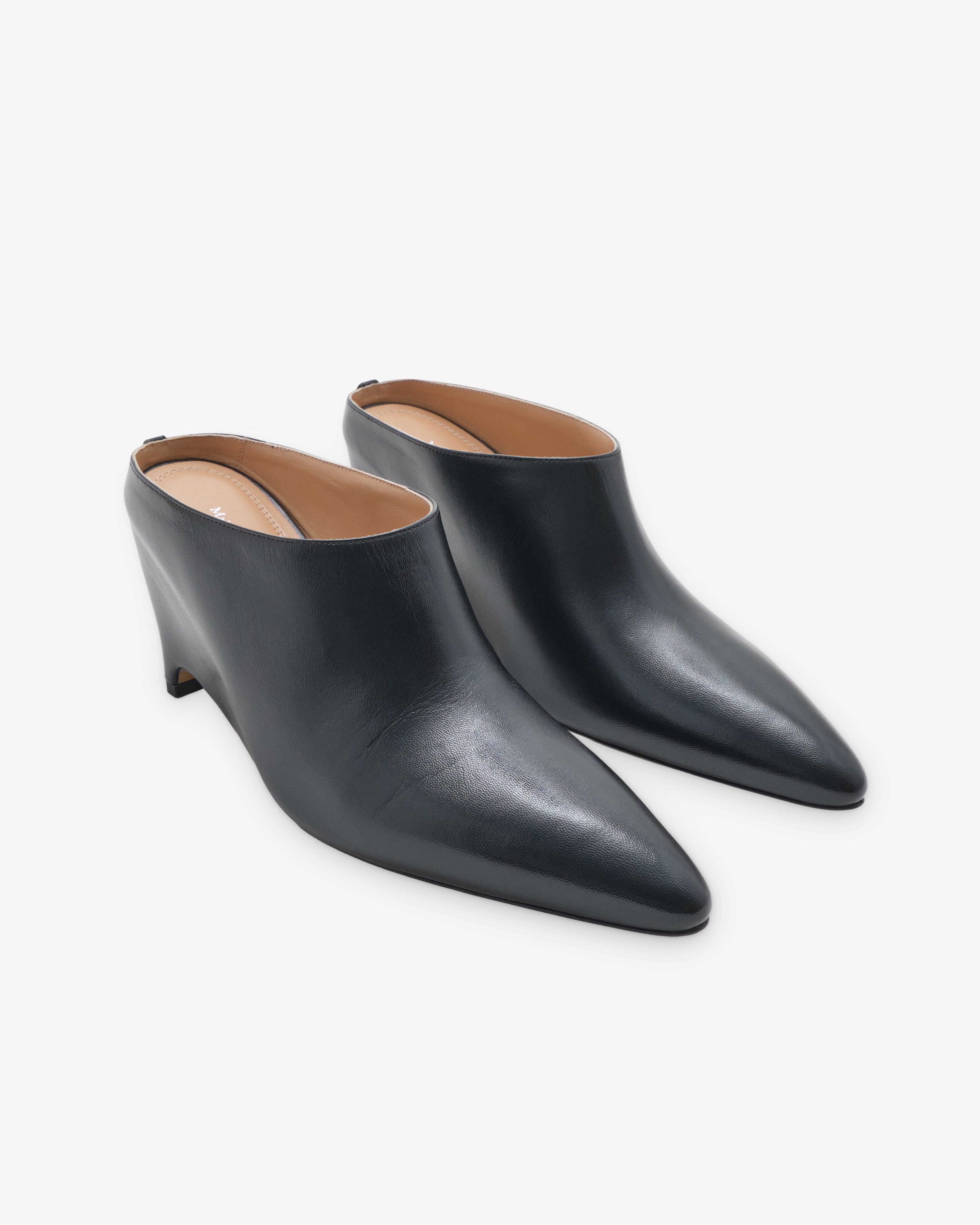Maison Margiela: Women's Heel-Less Mules (Black) | DSMNY E-SHOP