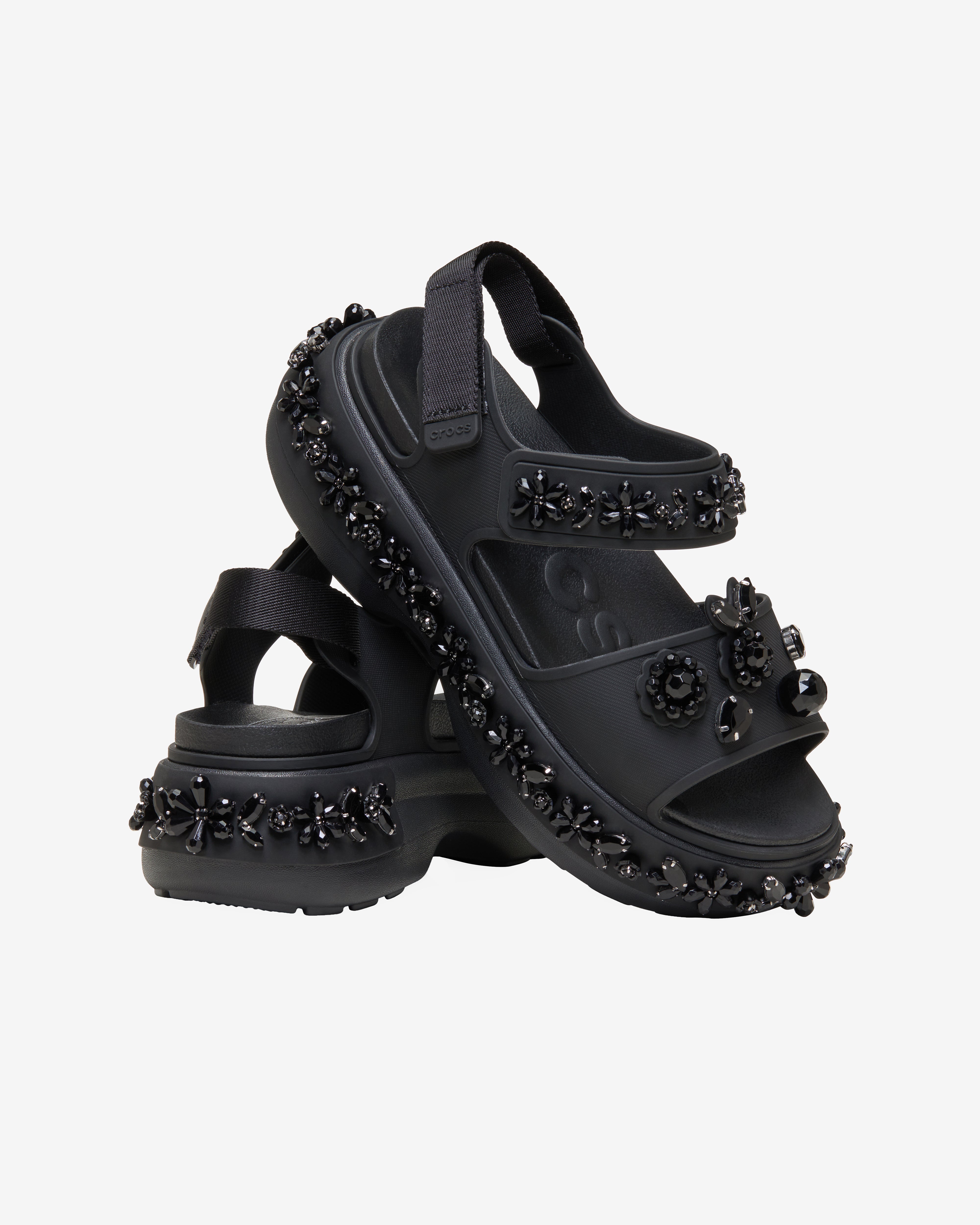 Simone Rocha: Crocs Soho Sandals (Black) | DSMNY E-SHOP