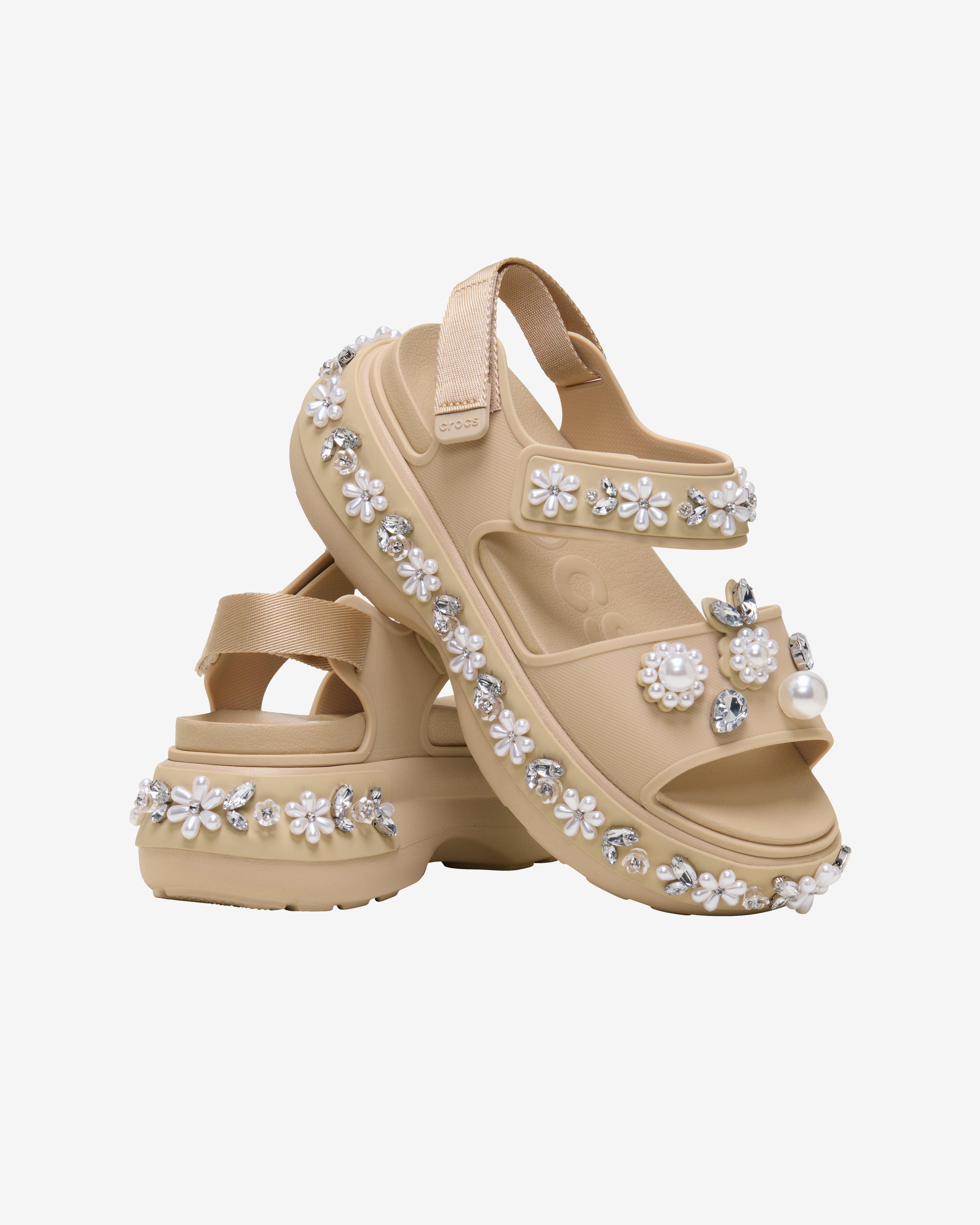 【Simone Rocha】ゴールドチェーン パール レザーシューズ 36 Simone Rocha: Crocs Soho Sandals (Chai) | DSMNY E-SHOP