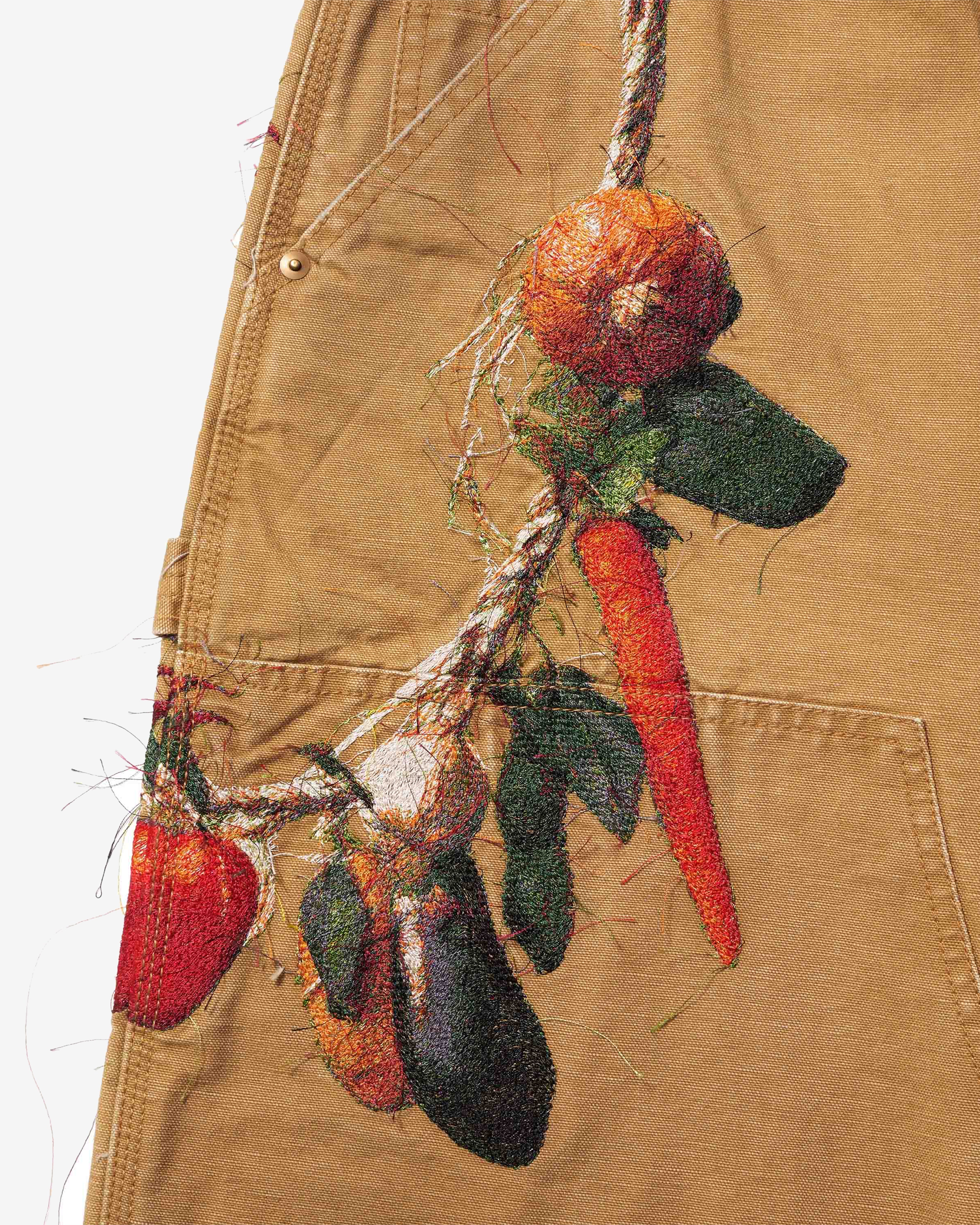 【中古】doublet CHAOS EMBROIDERY SHORTS M Doublet: Men's Vegetable Embroidery Shorts (Beige) | DSMNY E-SHOP