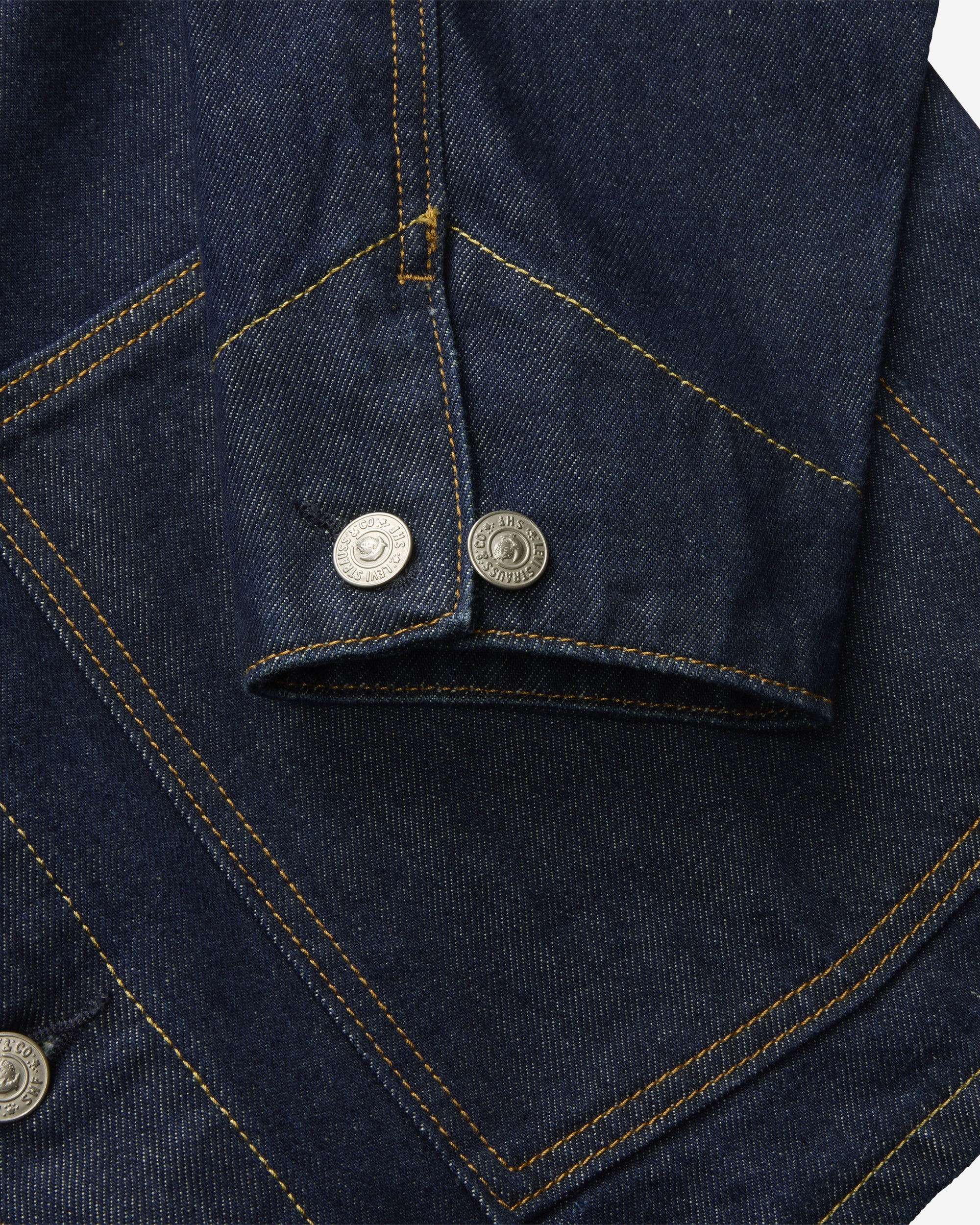 Levi's - Men's Sky High Farm Goods Chore Coat - (Mid Indigo) view 4, Click to Zoom in