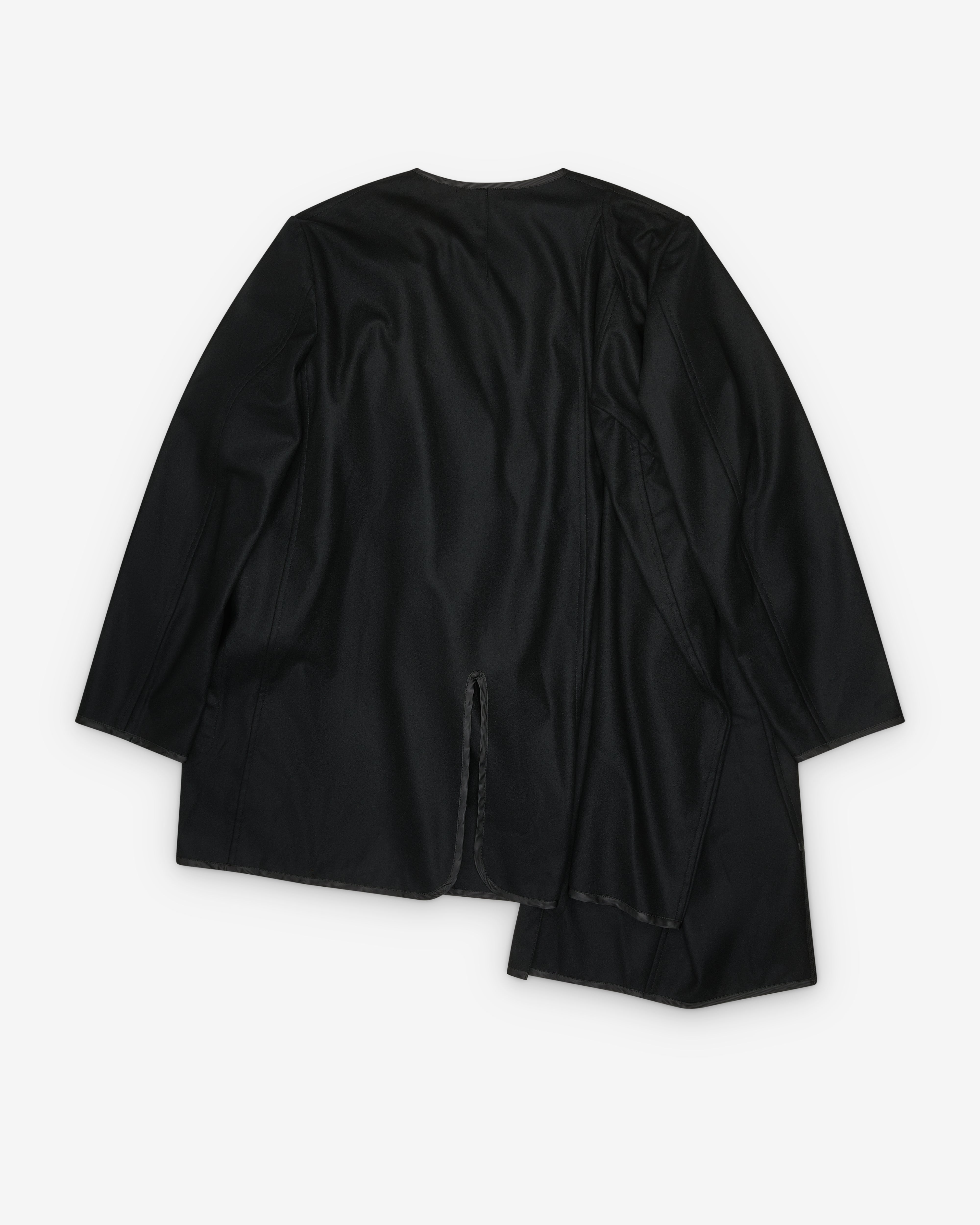 Comme des Garçons Black | DSMNY E-SHOP