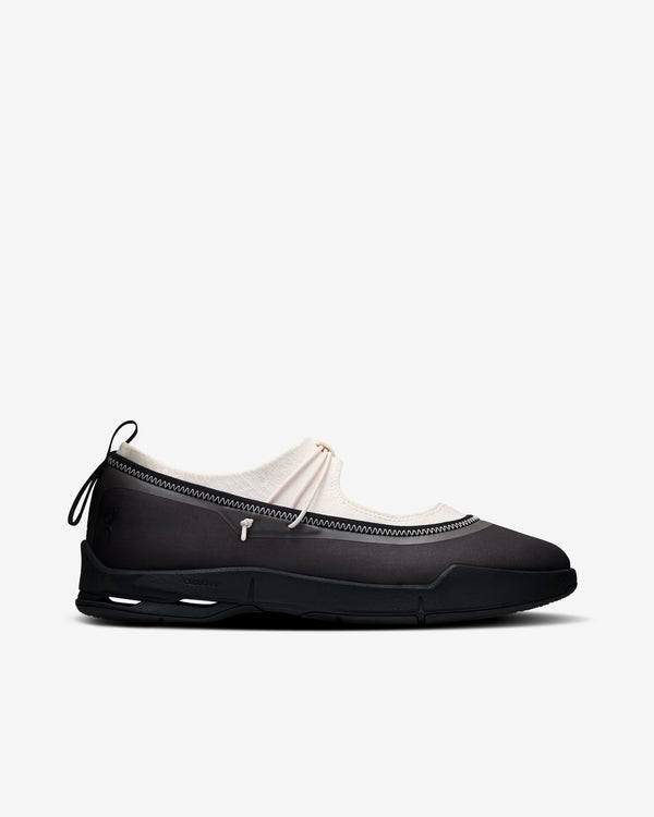 On Running - Zendaya Cloudnova Moon Mary Jane - (Black/Ivory)