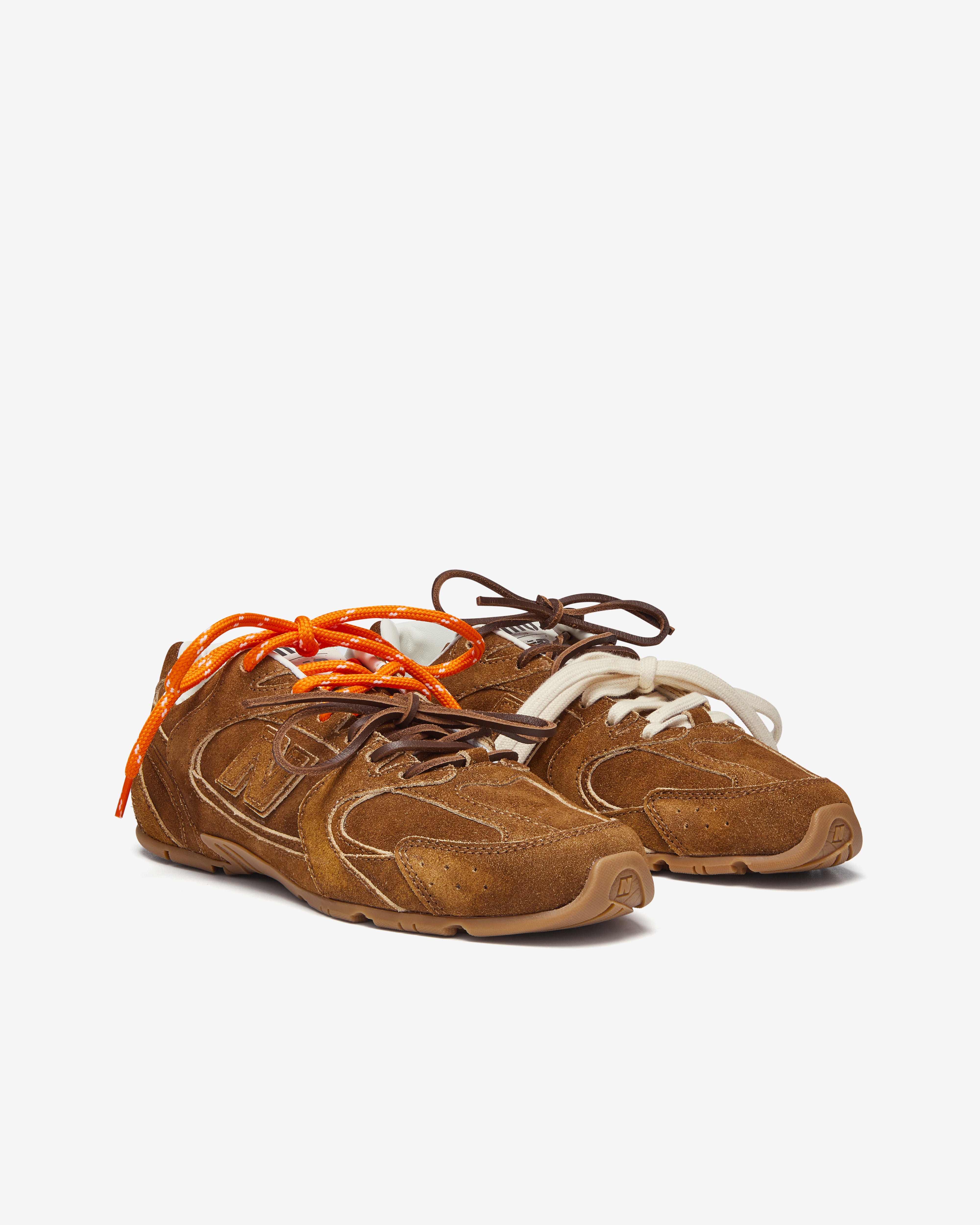 MUMU Miu Miu: Women's New Balance 530 Sneaker (Cinnamon) | DSMNY E-SHOP
