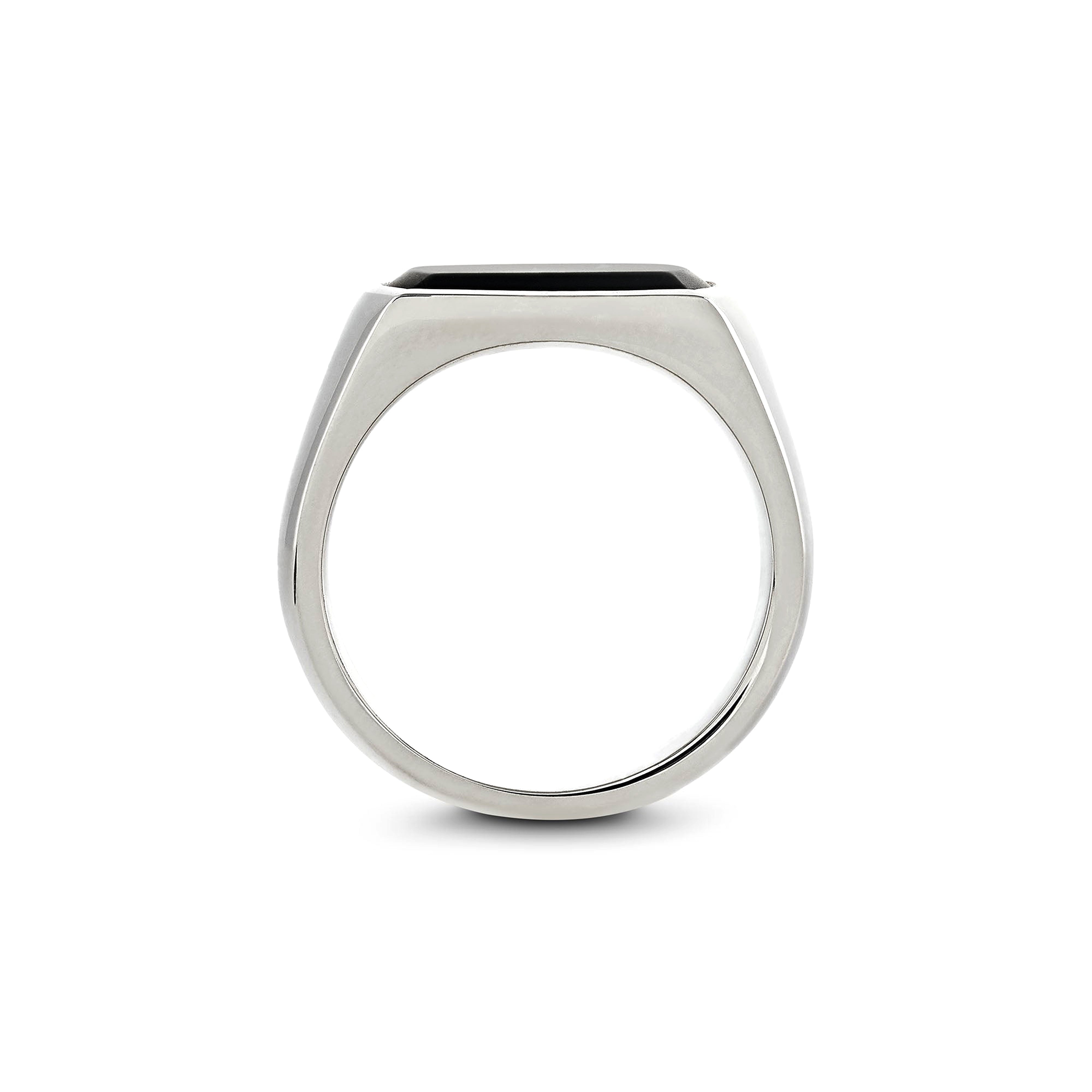 Tom Wood - Cushion Black Onyx Ring – DSMNY E-SHOP