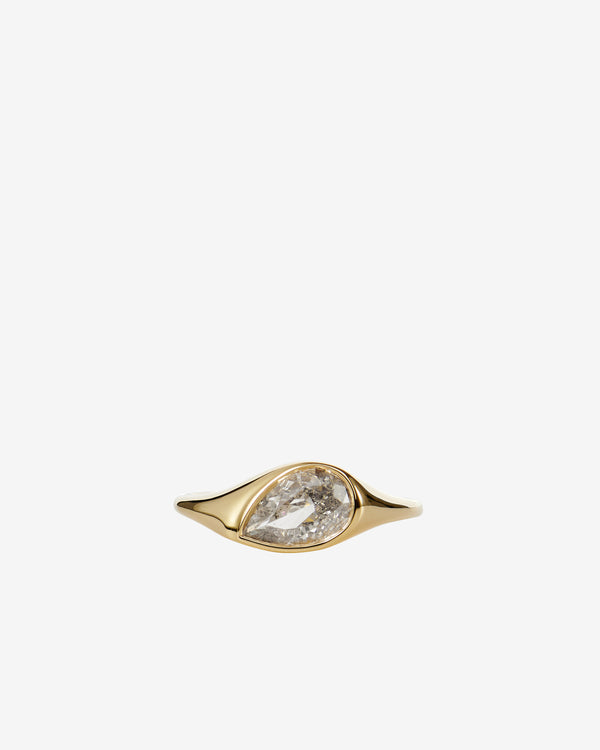 Artëmer - Pear Cut Diamond Signet Ring - (Yellow Gold/Diamond)