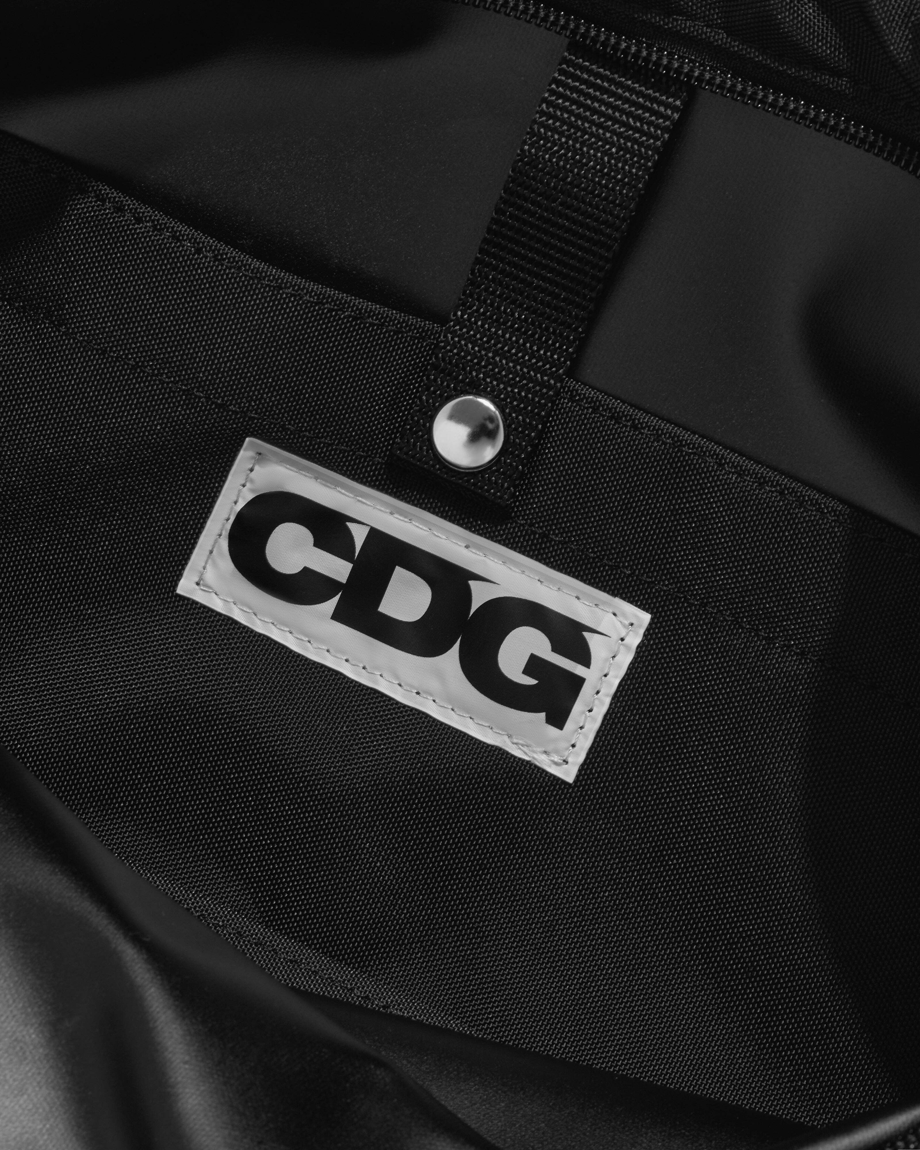 CDG: Logo Shoulder Bag (Black) | DSMNY E-SHOP