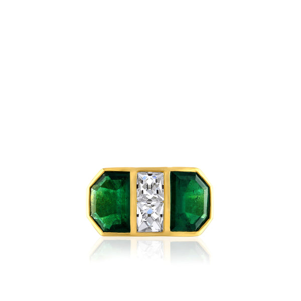 Mindi Mond - Colombian Emerald Shield & French Cut Diamond Ring - (Gold)