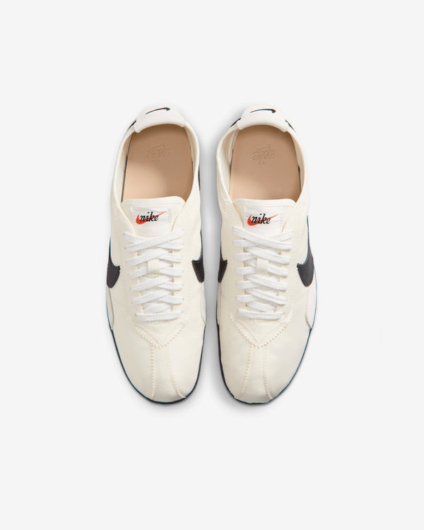 Nike - Women's Nike Moon Shoe OG - (Soft Pearl)