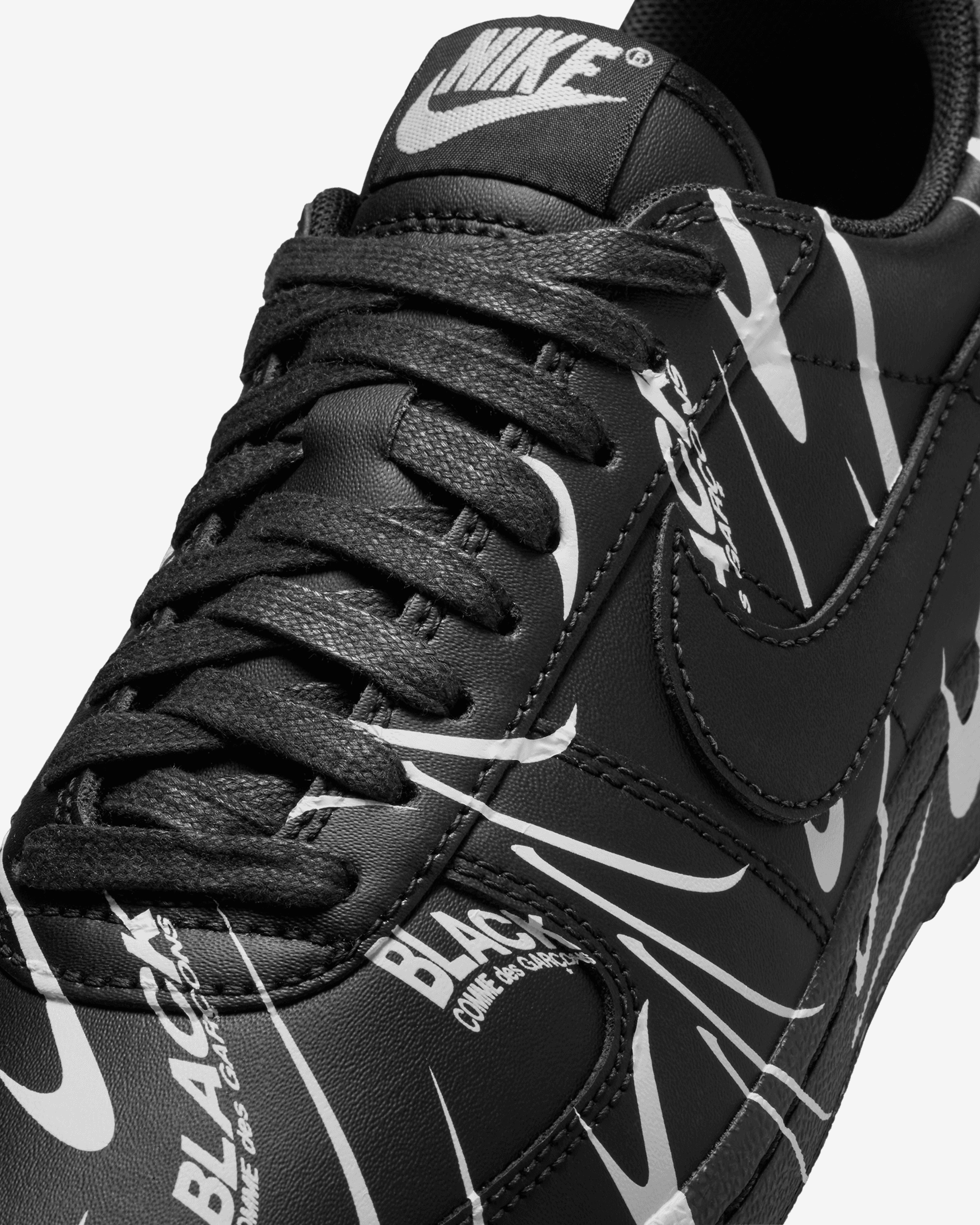 Black Comme des Garçons: Women's Nike Field General '82 Sneakers