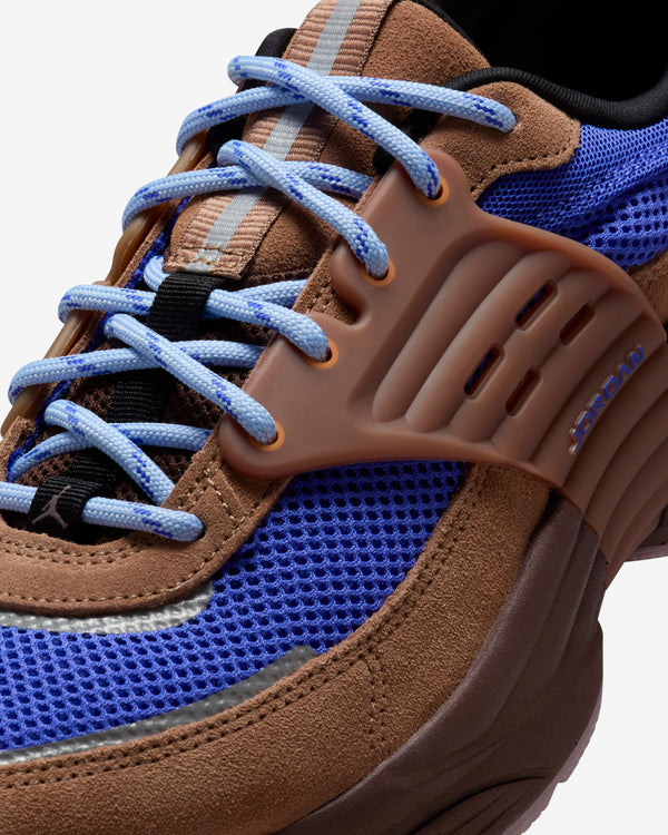 Nike - Men's Air Jordan Trunner OS Sneakers - (Brown/Persian Brown)