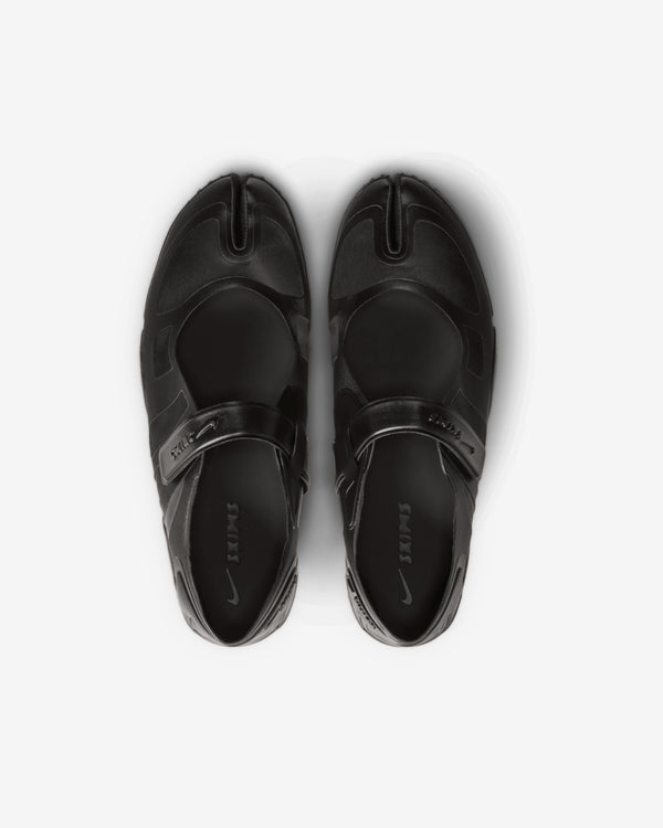 NikeSkims - Women's Rift Satin Sneakers - (Black)