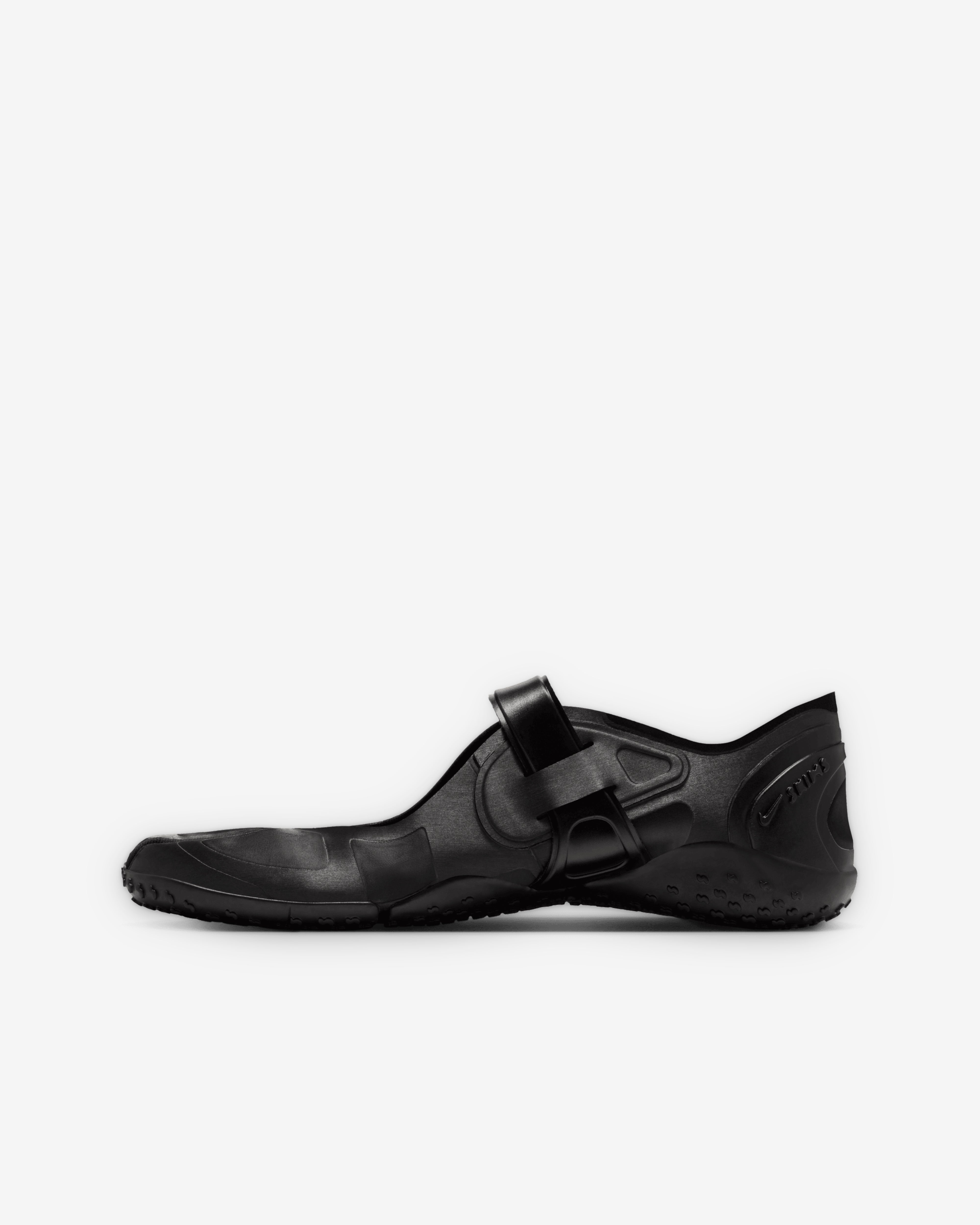 NikeSkims: Rift Satin (Black) | DSMNY E-SHOP