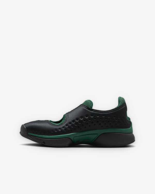 Nike - Women's Nike Rift 2 Sneakers - (Black/Green)