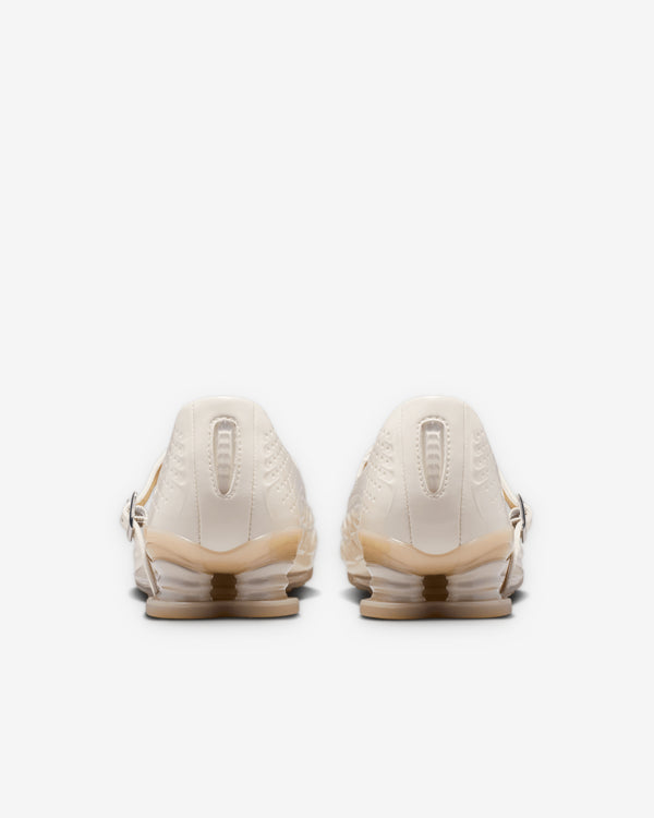 Nike - Women's Shox Z Calistra Sneakers - (Pale Ivory/Oatmeal)