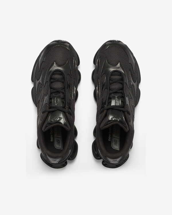 New Balance - Men's Abzorb 2000 Sneakers - (Black Metallic)