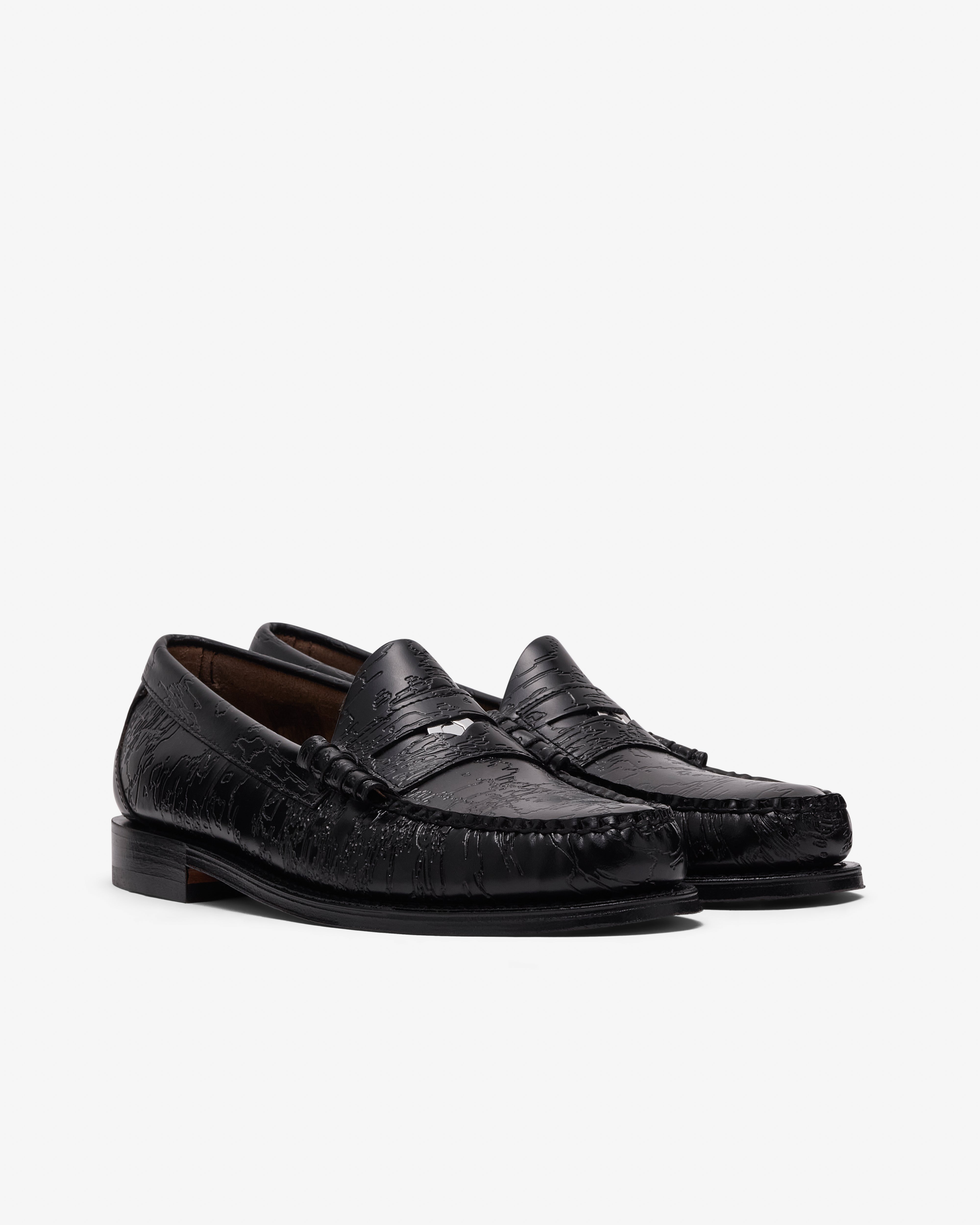 DSM Kei Ninomiya: Men's G.H. Bass Camo Larson Penny Loafer (Black