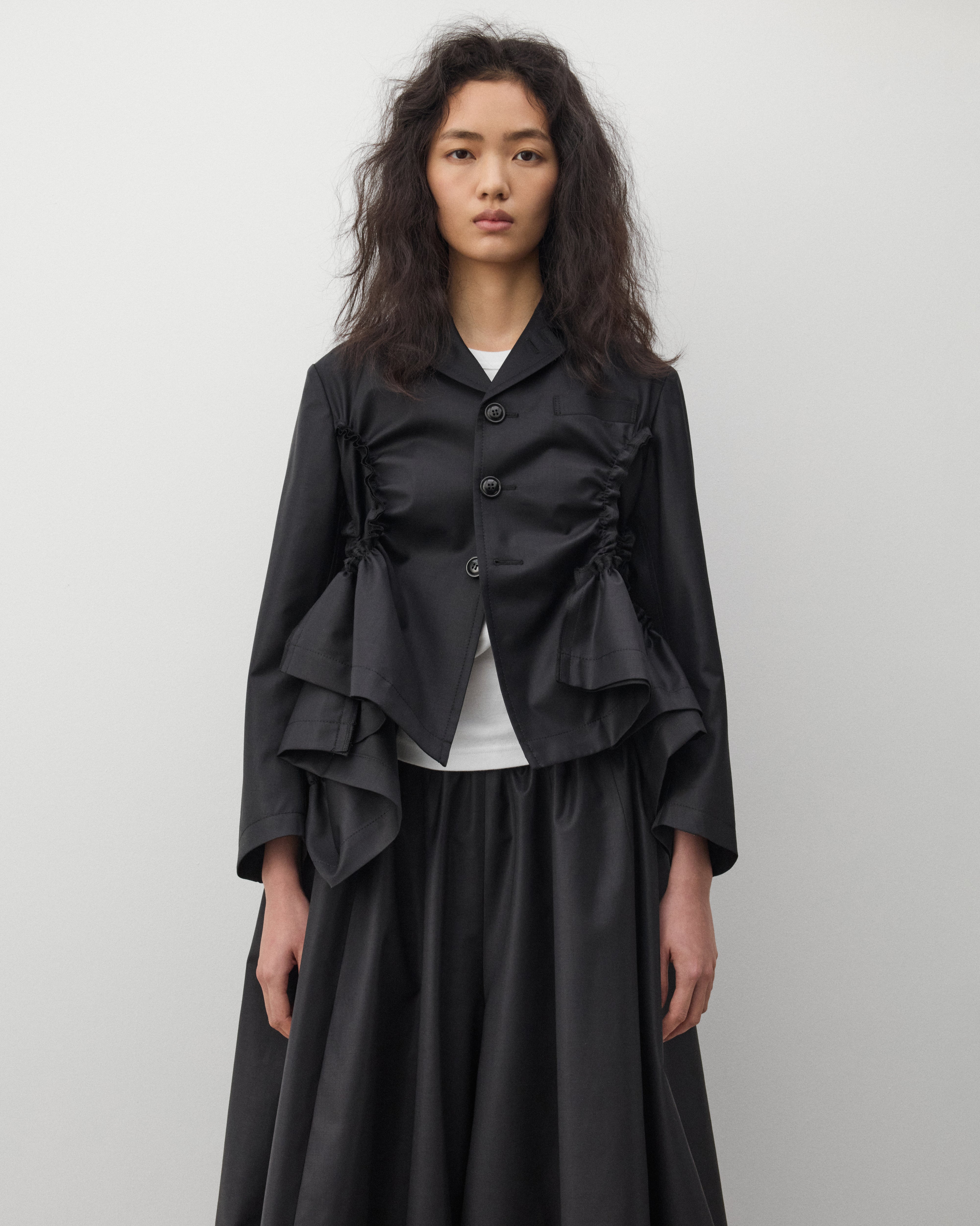 Tao: Women's Cropped Blazer (Black) | DSMNY E-SHOP