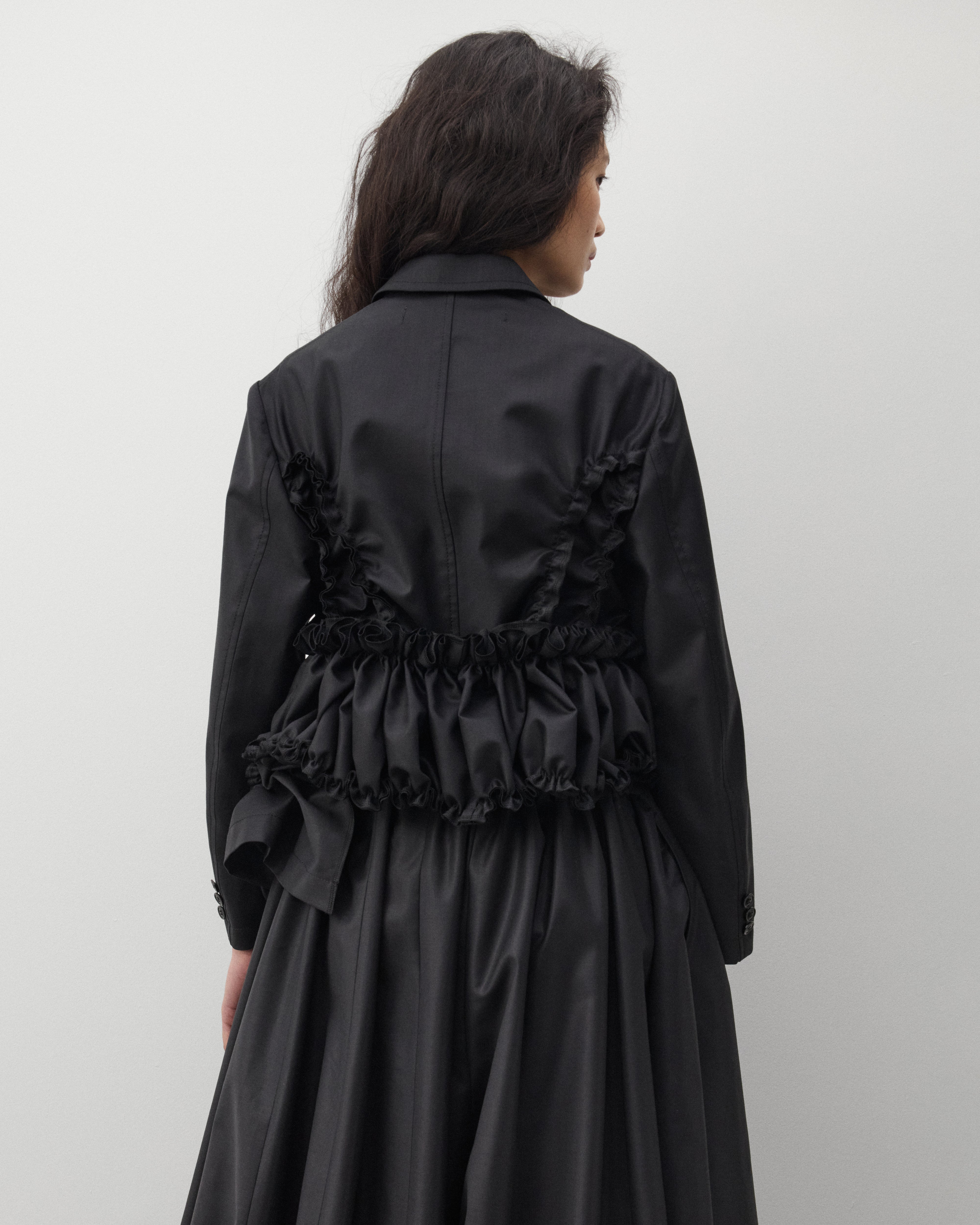Tao: Women's Cropped Blazer (Black) | DSMNY E-SHOP