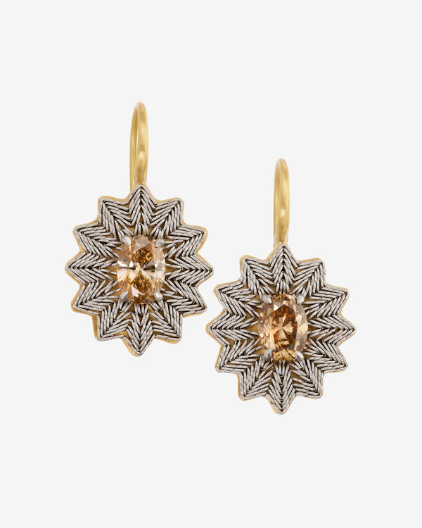 Nikolle Radi - Women's Flower Earrings - (Gold)