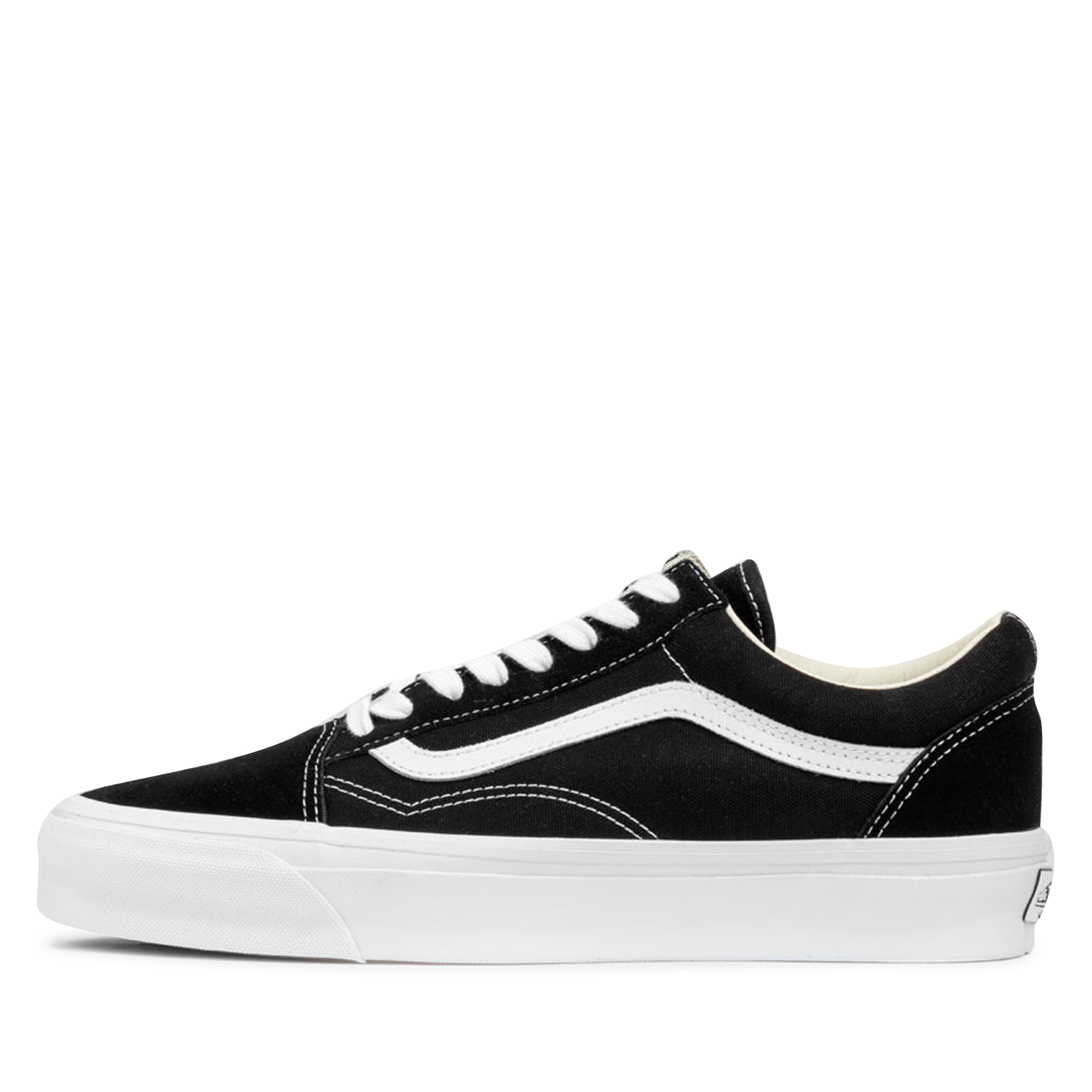 Aggregate 184+ vans black womens sneakers