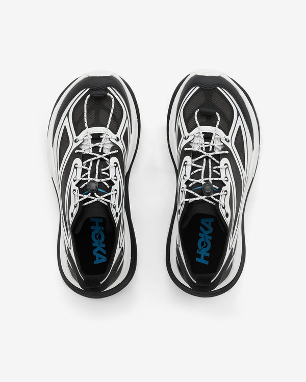 Hoka - Men's DSM Exclusive Stinson One7 Sneakers - (Black/White)