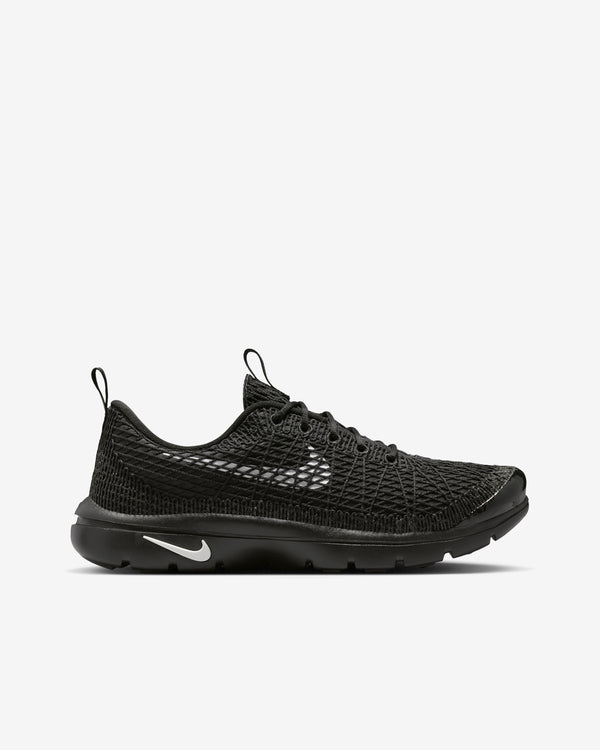Comme des Garçons - Nike Men’s Rejuven8 Sneakers - (Black)