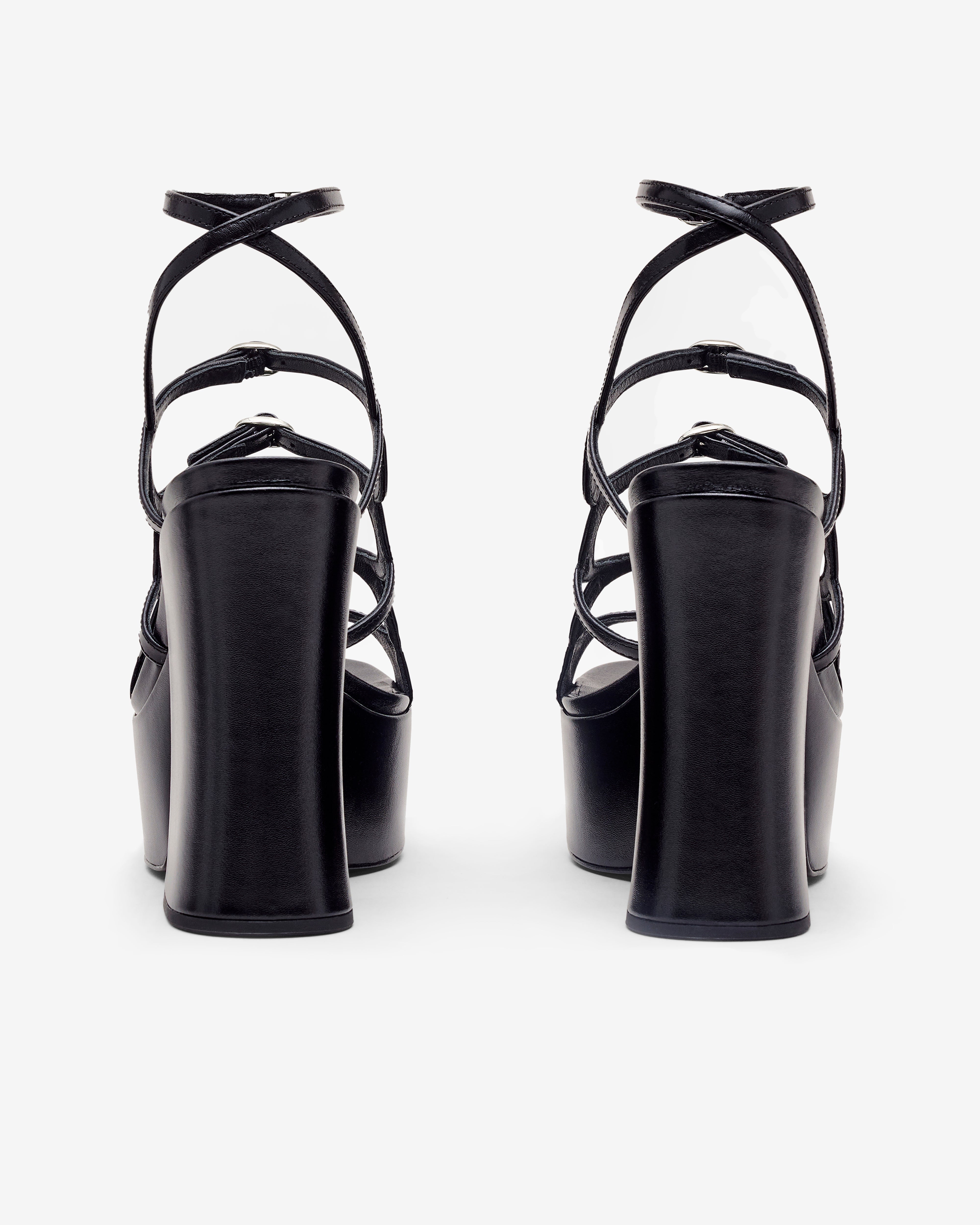 Marc Jacobs: Women's The Kiki Platform Sandal (Black) | DSMNY E-SHOP Marc Jacobs: Women's The Kiki Platform Sandal (Black) | DSMNY E-SHOP