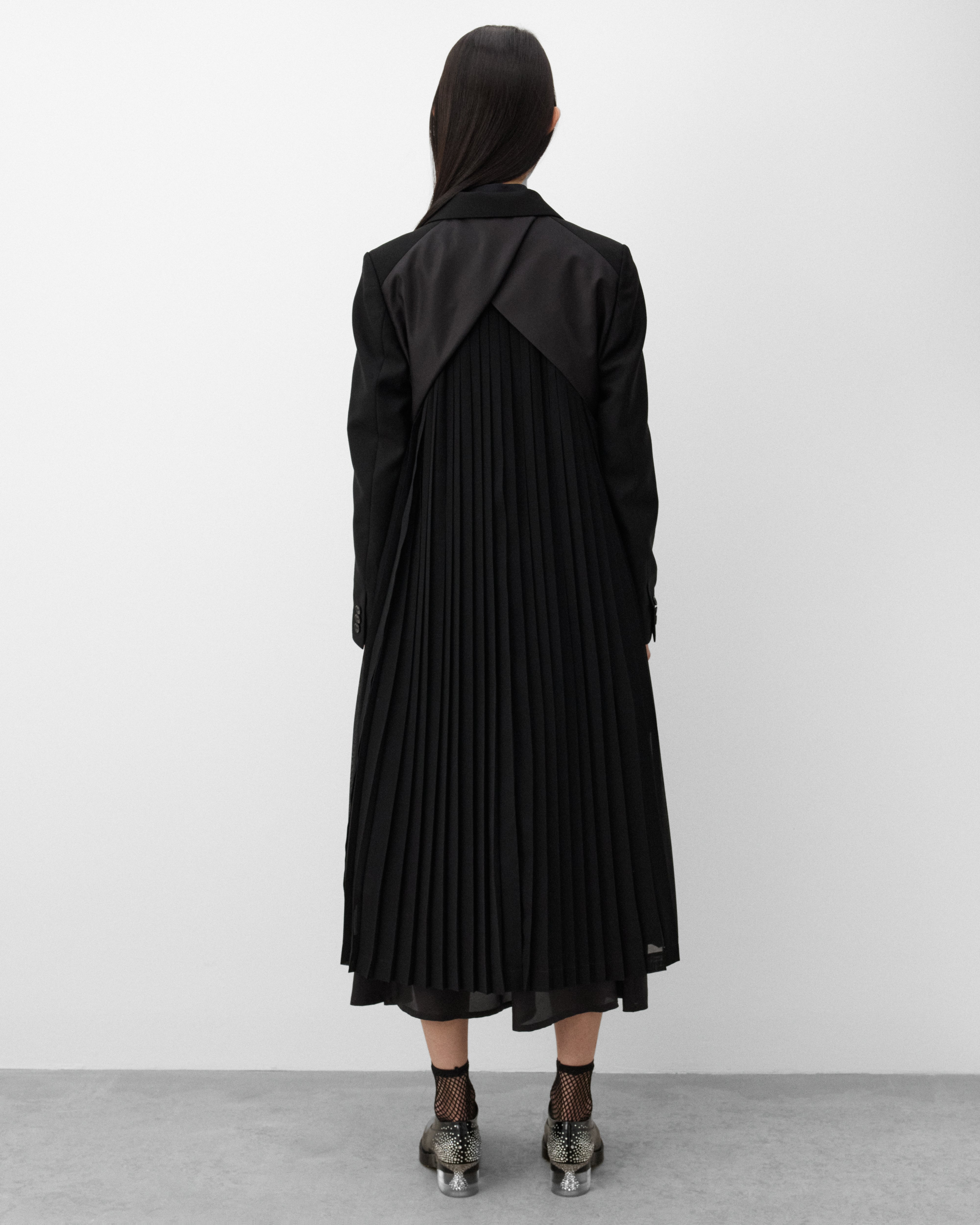 Noir Kei Ninomiya: Women's Pleated Blazer Coat (Black) | DSMNY E-SHOP