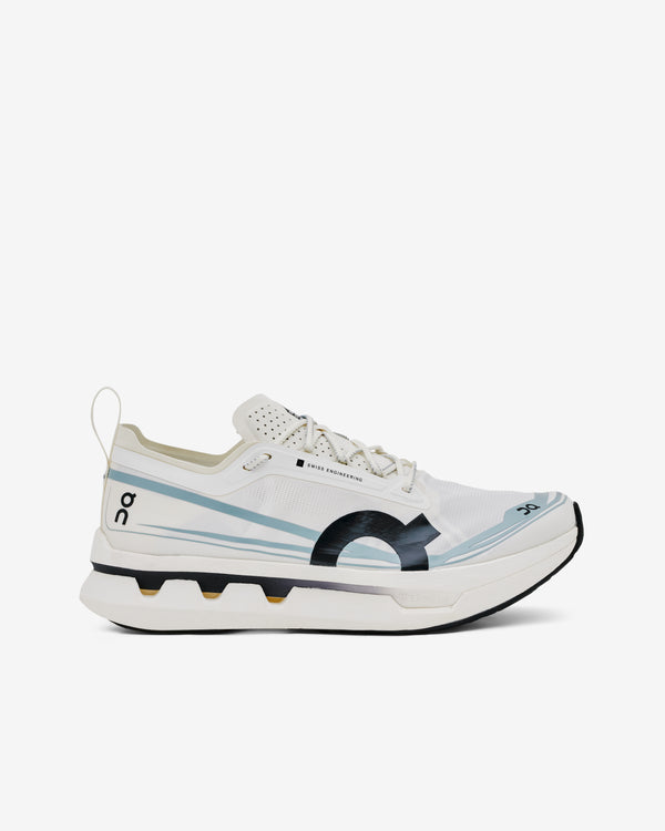 On-Running - DSM Women's Cloudboom Zone Sneakers - (White)