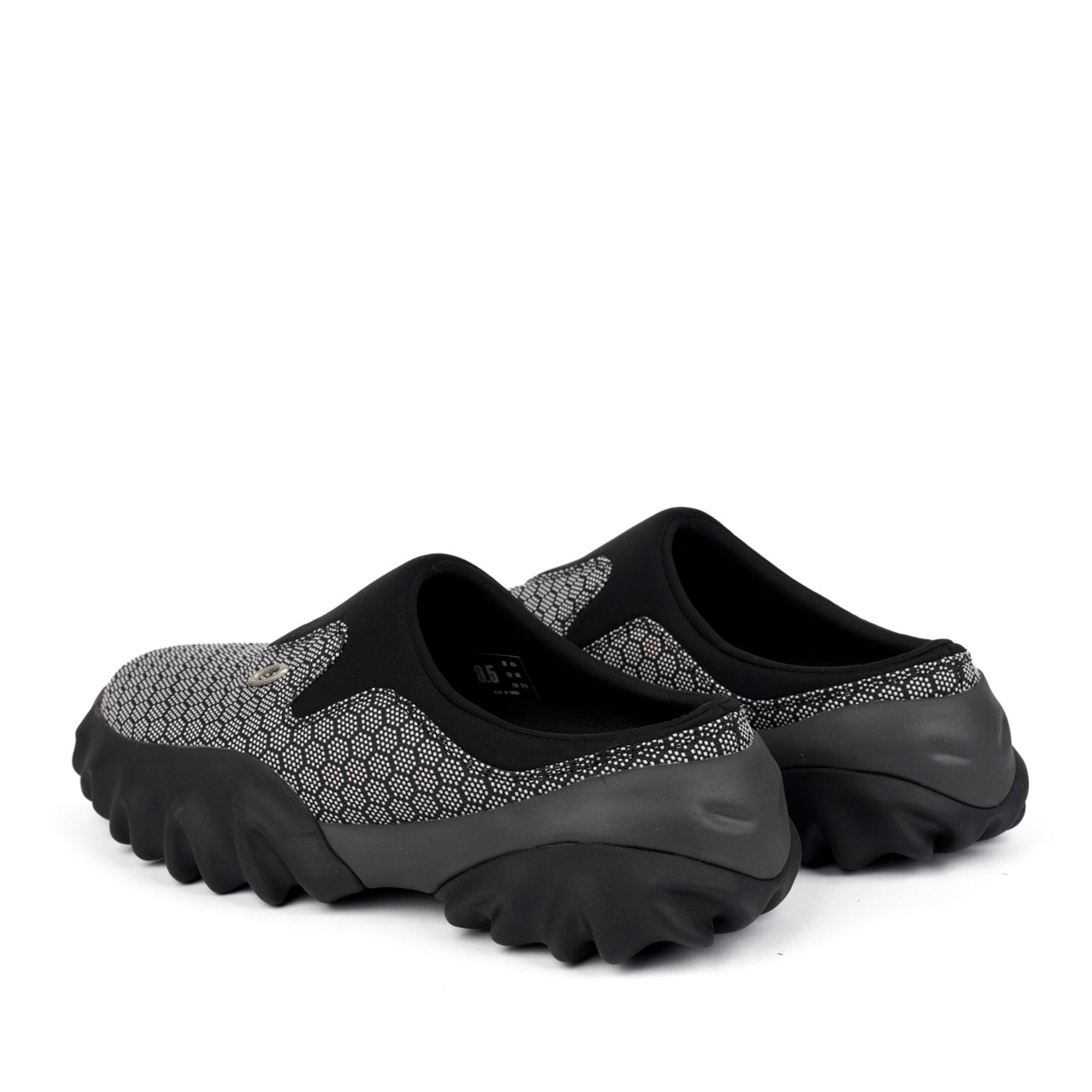 Oakley - Men's Factory Team Nubuck Chop Saw Mule - (Honeycomb Black) view 3, Click to Zoom in