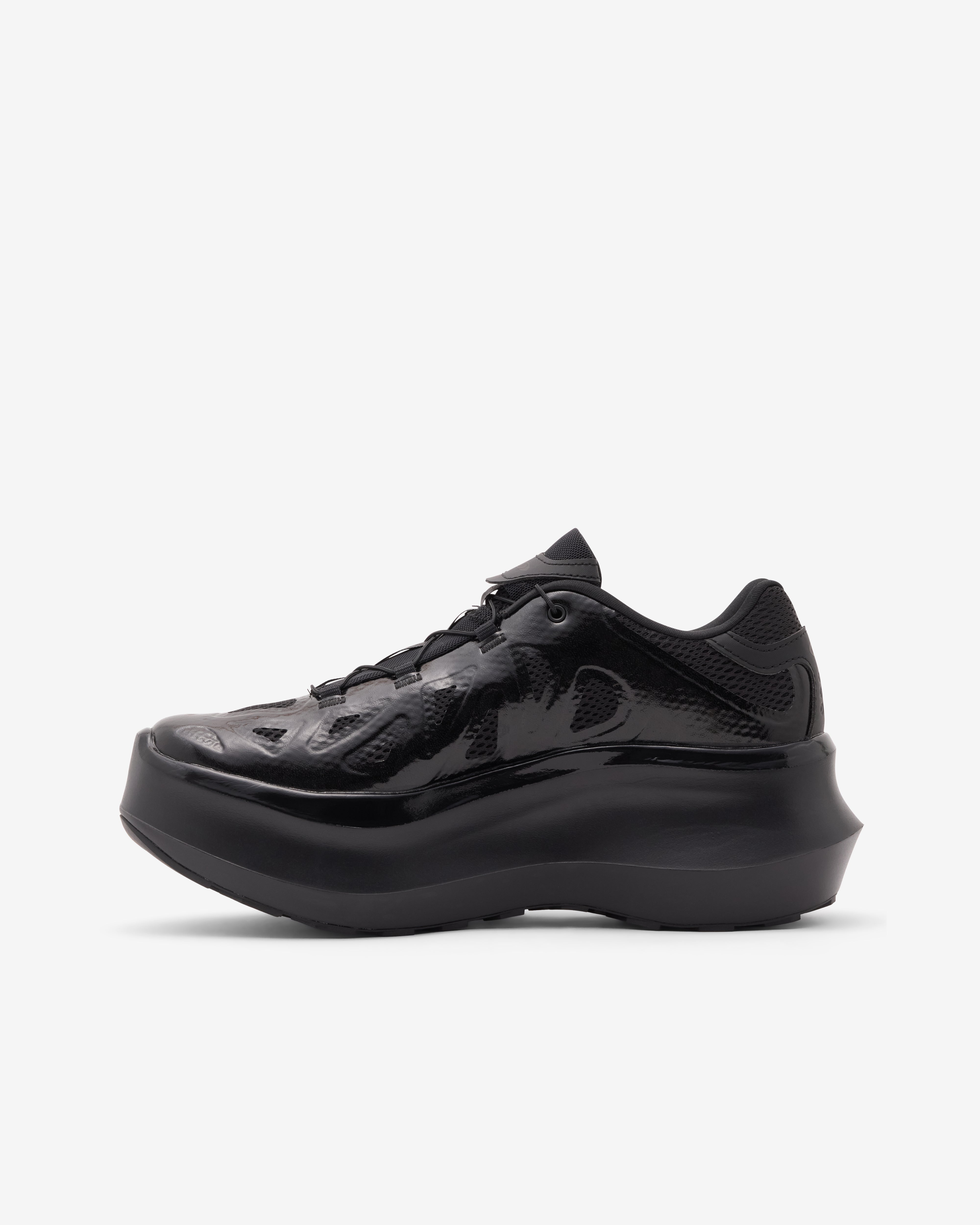 COMME des GARCONS × SALOMON XT-WHISPER Comme des Garçons Adds A Stacked Platform To The Salomon XT