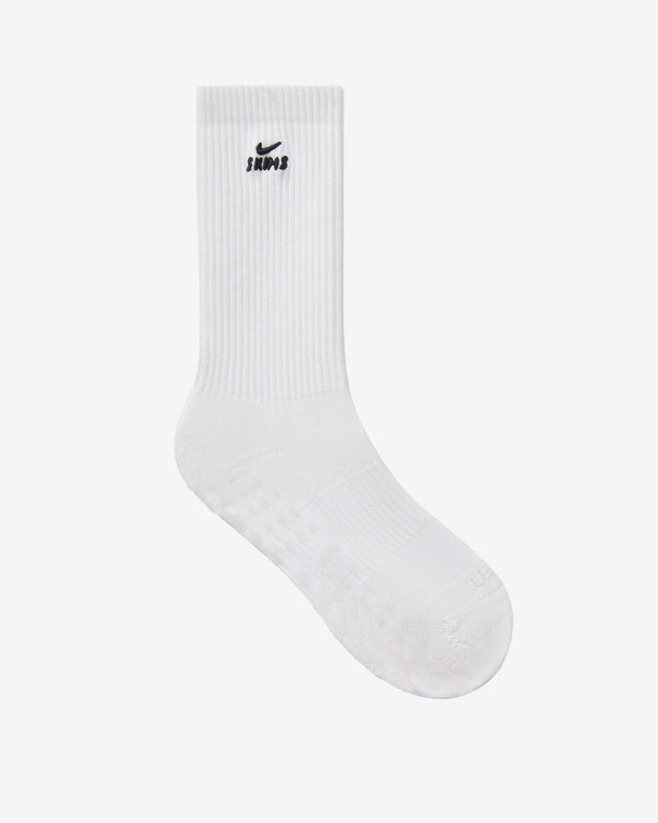 NikeSKIMS - Women's Dri-FIT Pilates Grip Crew Socks - (Snow)