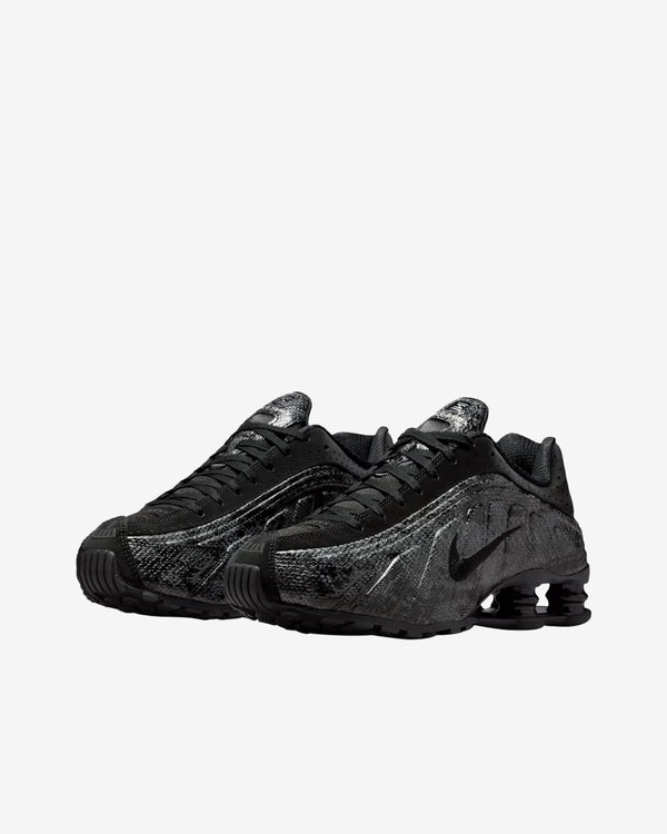 Nike - Women's Shox R4 Sneakers - (Black/Black)