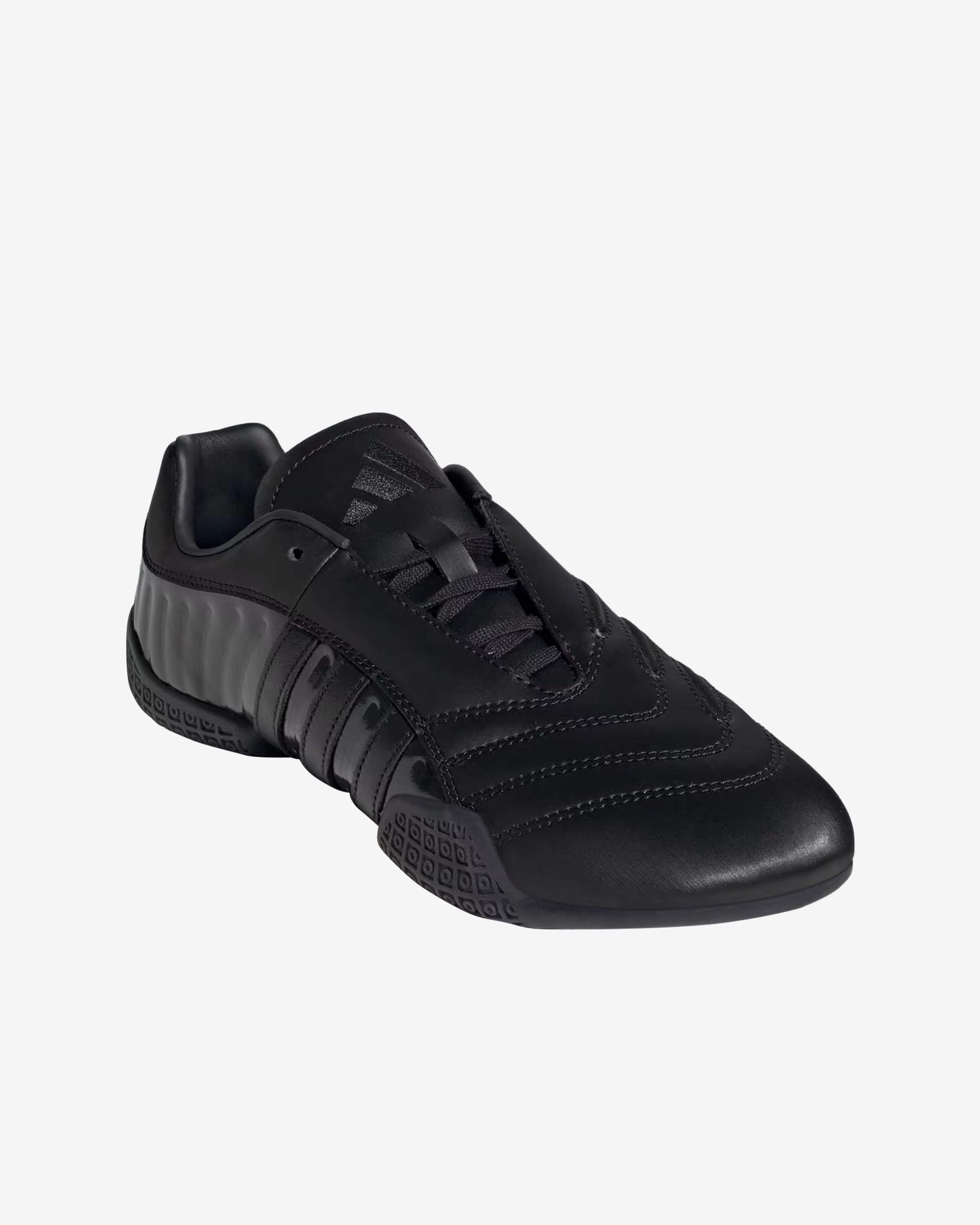 Adidas - Women's Taekwondo Mei Elite - (Core Black) view 4, Click to Zoom in
