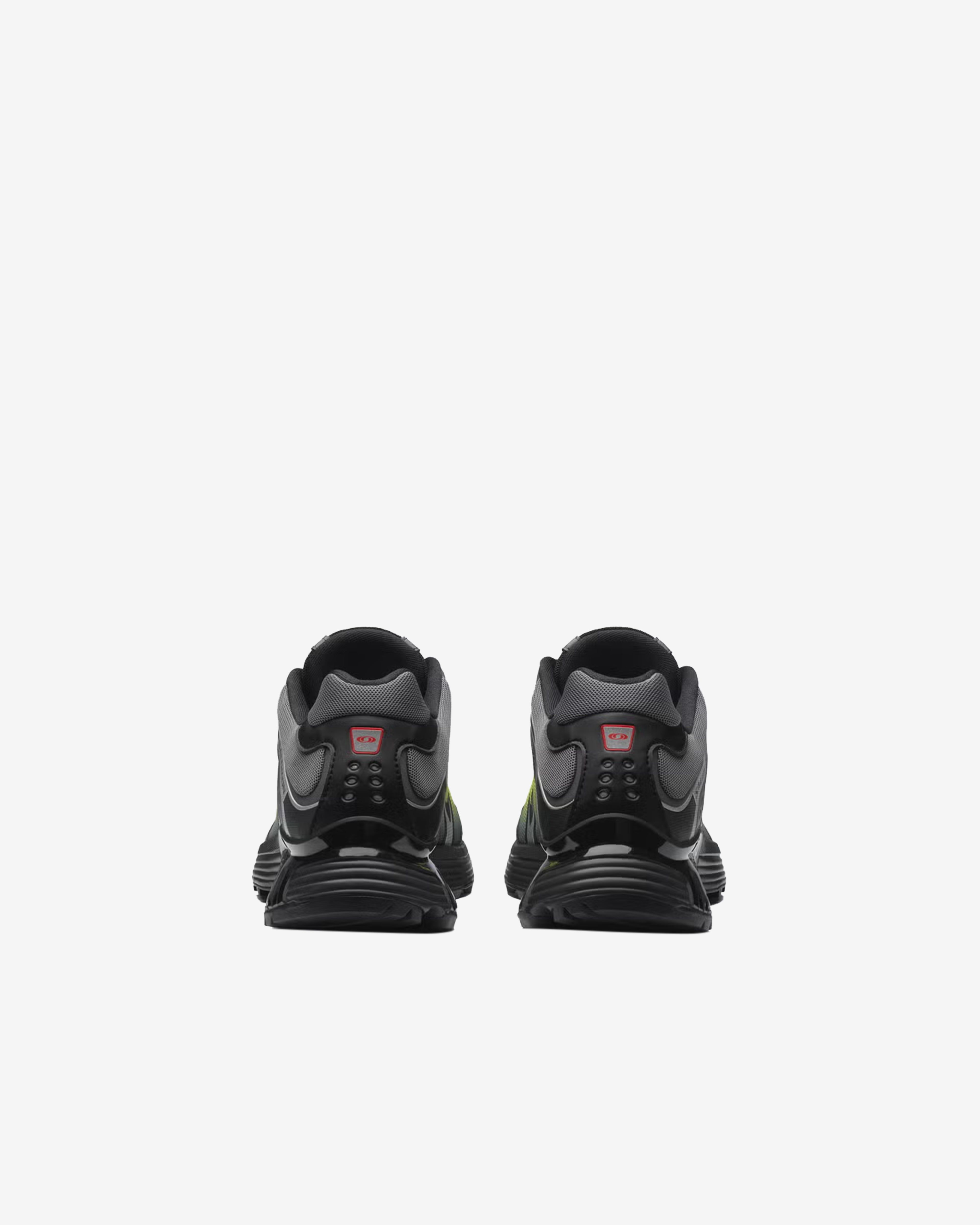 Salomon: Men's XT-Whisper Sneakers (Black/Asphalt) | DSMNY E-SHOP