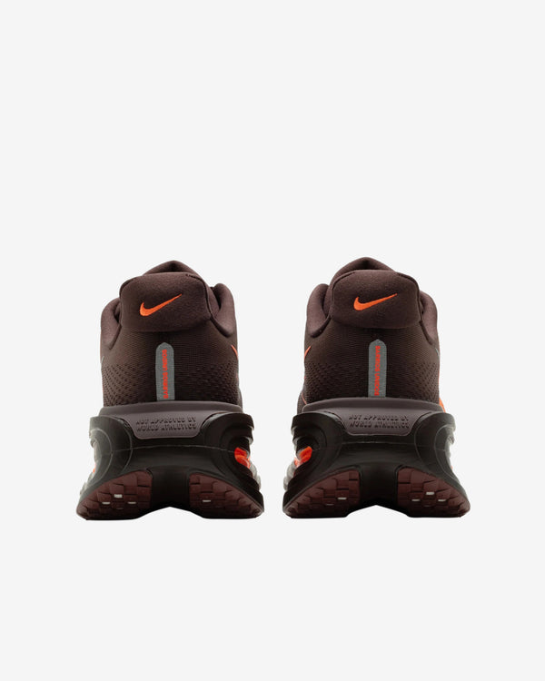 Nike - Men's Vomero Premium X Renegade Sneakers - (Brown Basalt/Total Orange)