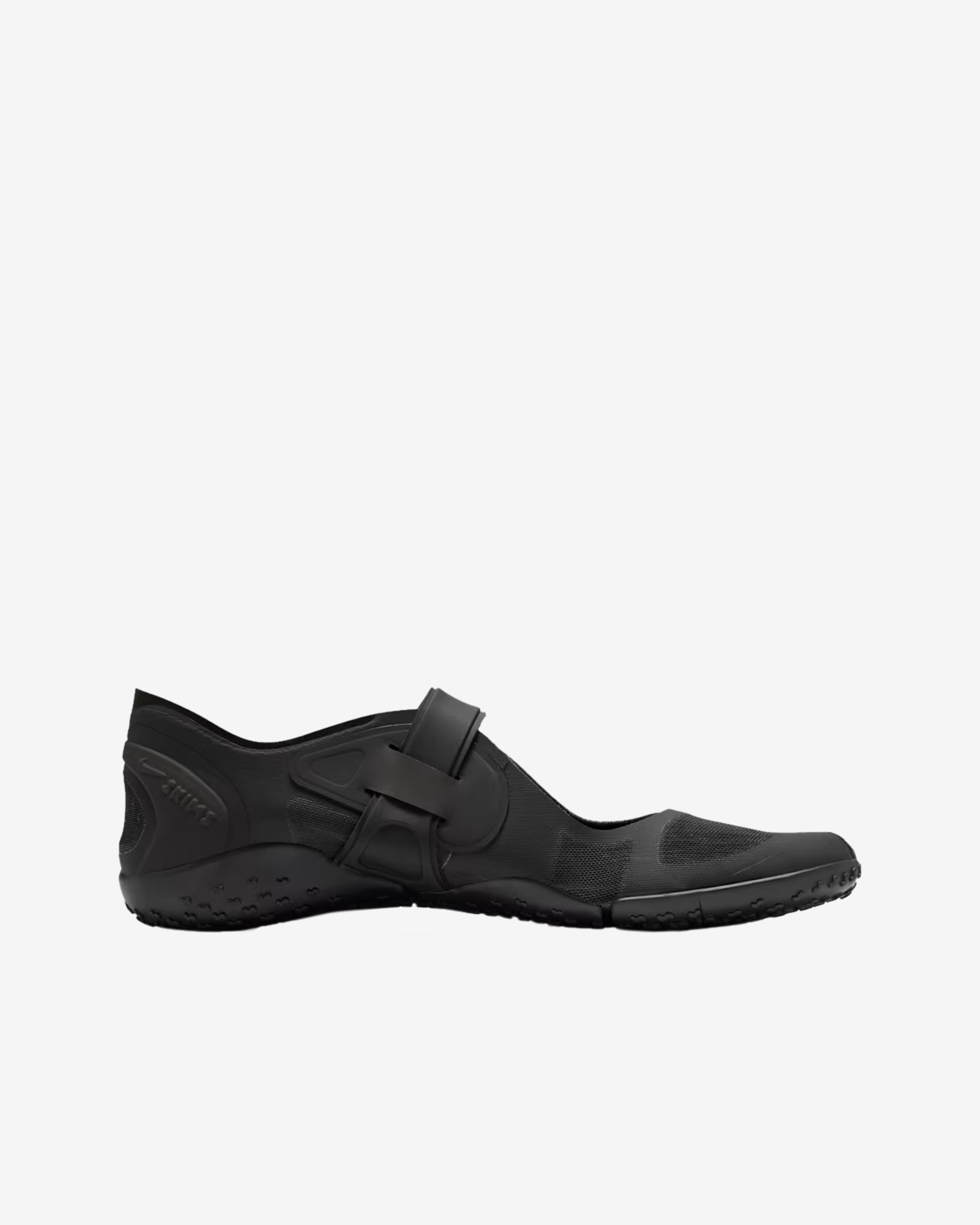 NikeSKIMS: Women's Rift Mesh Sneakers (Black) | DSMNY E-SHOP