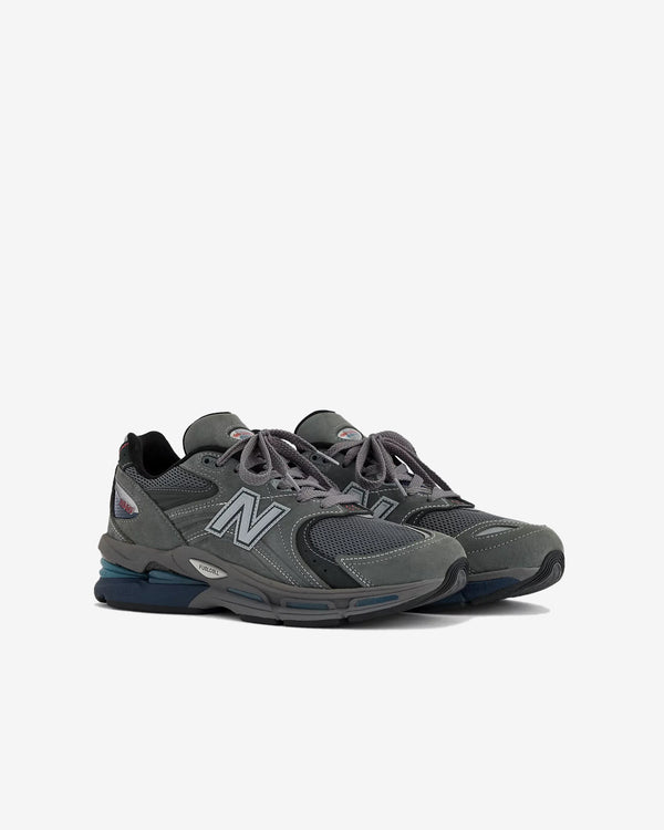 New Balance - 2040V5 - (Castlerock)
