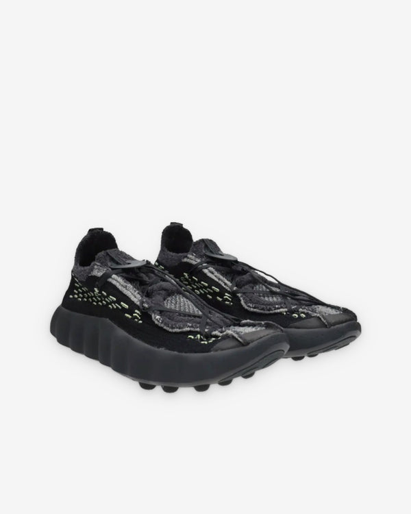 Nike - Mind 002 Flyknit - (Black/Smoke Grey)