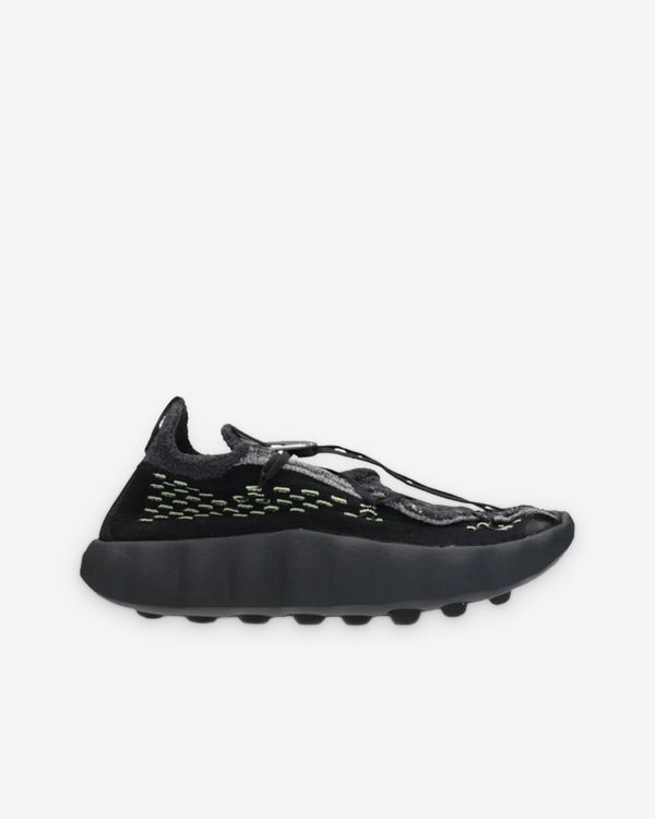 Nike - Mind 002 Flyknit - (Black/Smoke Grey)